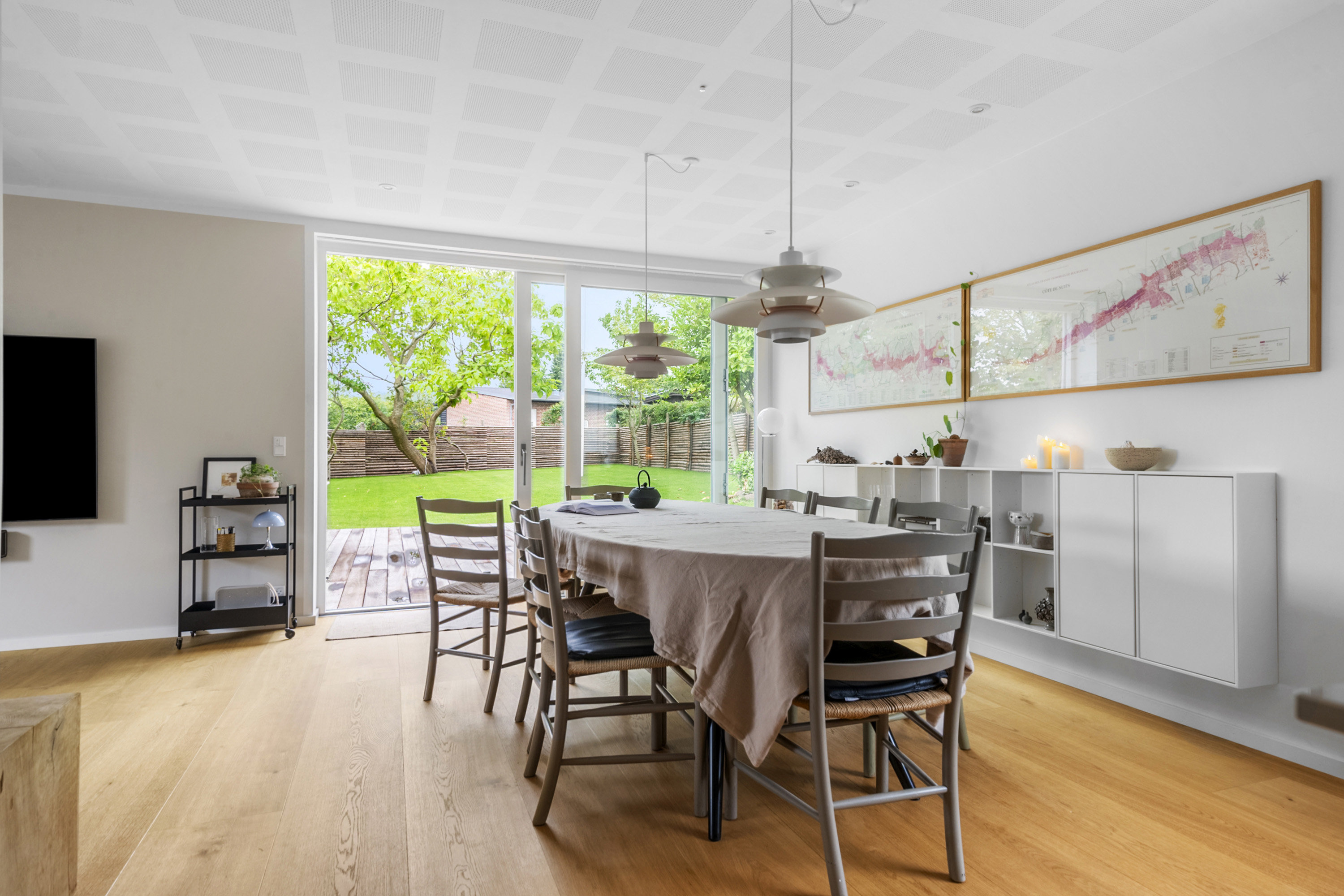 Fremhævet spisestue billede i fuldskærmstilstand. Billede af Vejlby Ringvej 50, Risvangen, 8200 Aarhus N