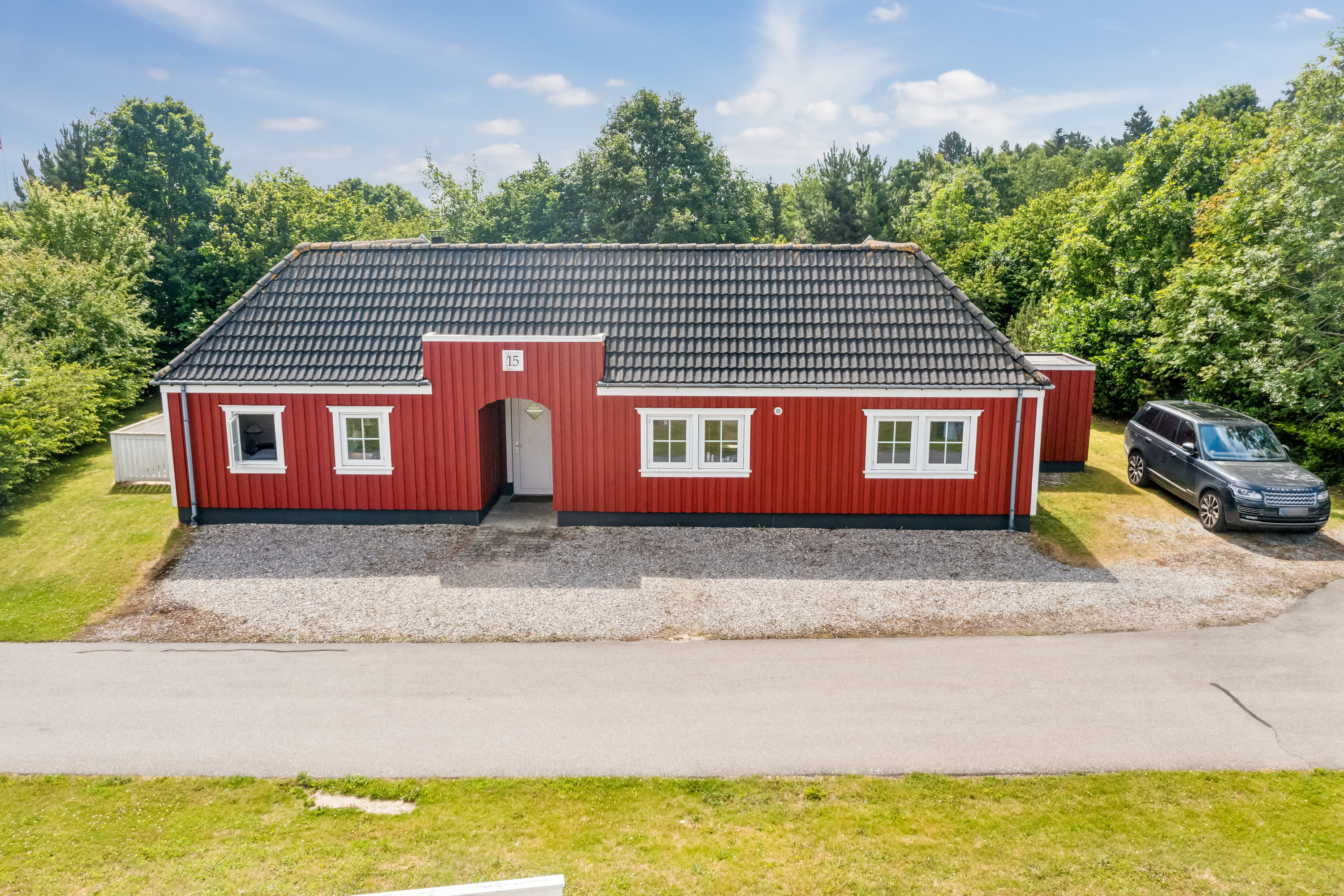 Fremhævet ejendommen billede i fuldskærmstilstand. Billede af Lundeskrænten 15, 3210 Vejby