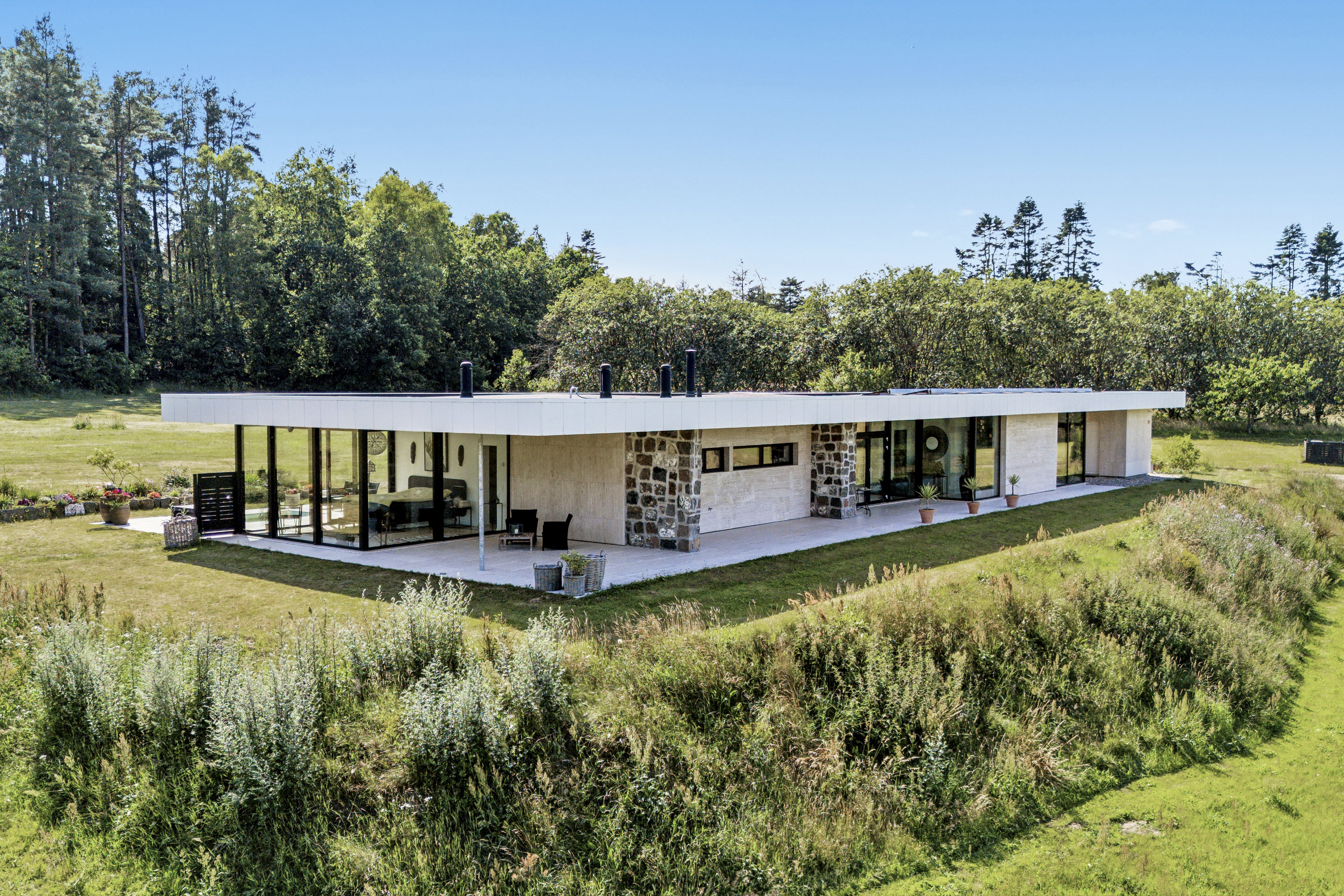 Fremhævet  billede i fuldskærmstilstand. Billede af Astrupvej 65, Vive, 9560 Hadsund