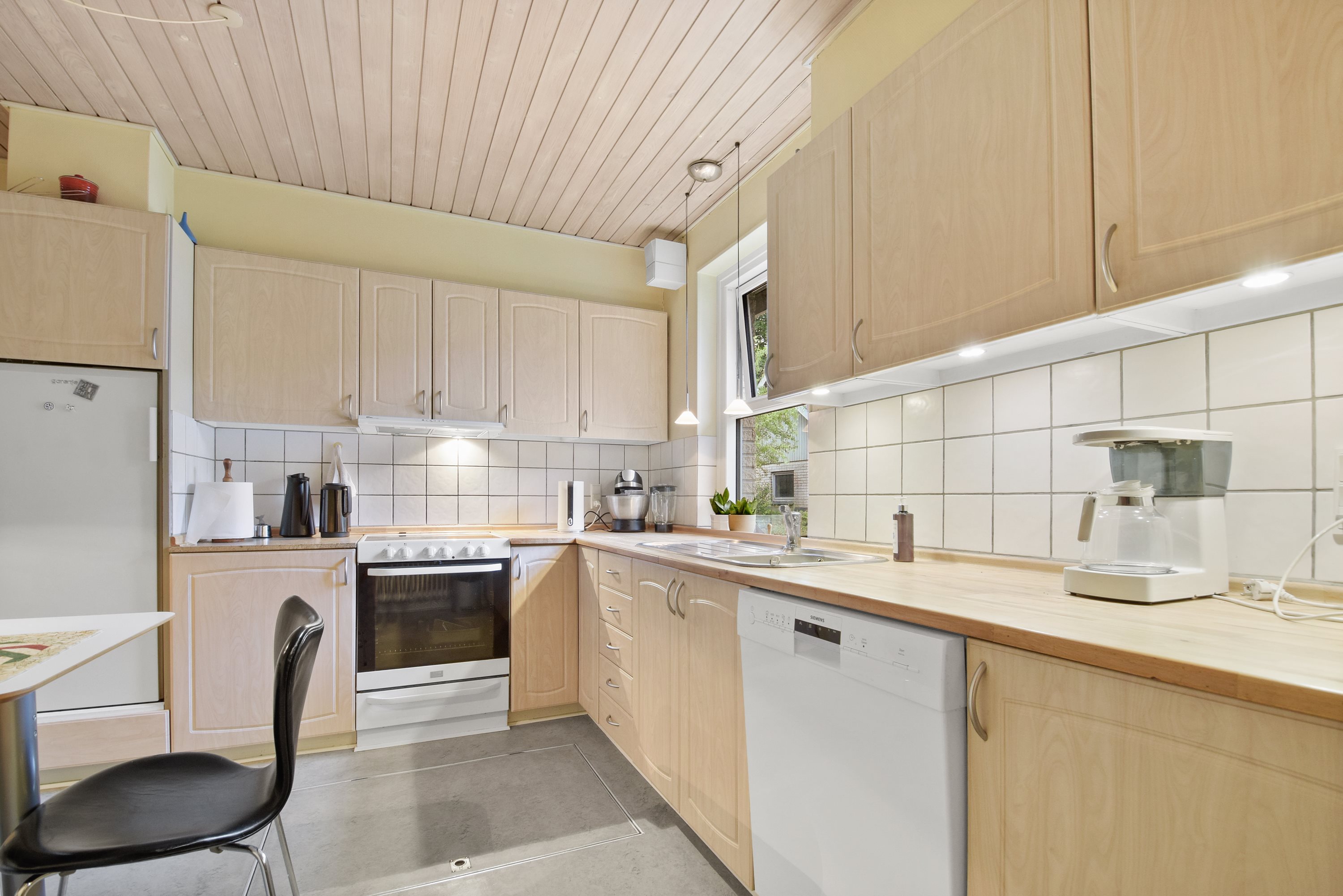 Fremhævet køkken billede i fuldskærmstilstand. Billede af Horsensvej 58, Tebstrup, 8660 Skanderborg