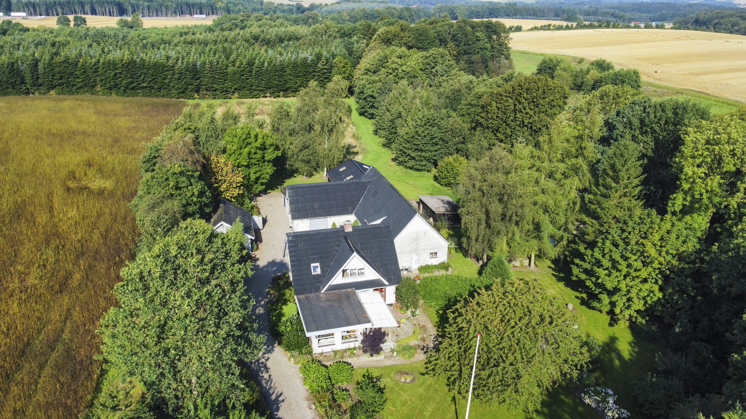 Fremhævet ejendommen billede i fuldskærmstilstand. Billede af Horsensvej 58, Tebstrup, 8660 Skanderborg