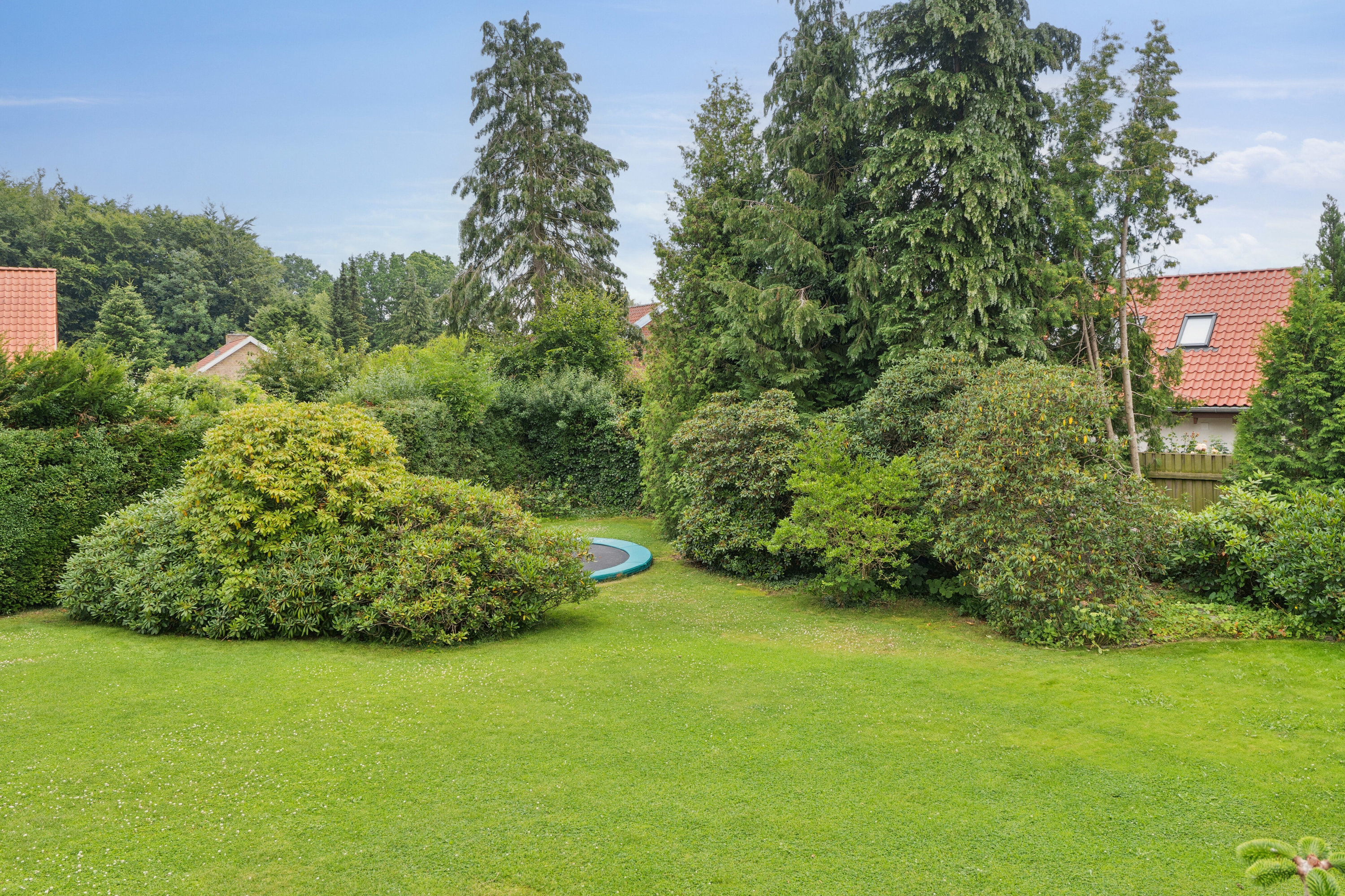 Fremhævet garage billede i fuldskærmstilstand. Billede af Geelsskovvej 18, 2830 Virum