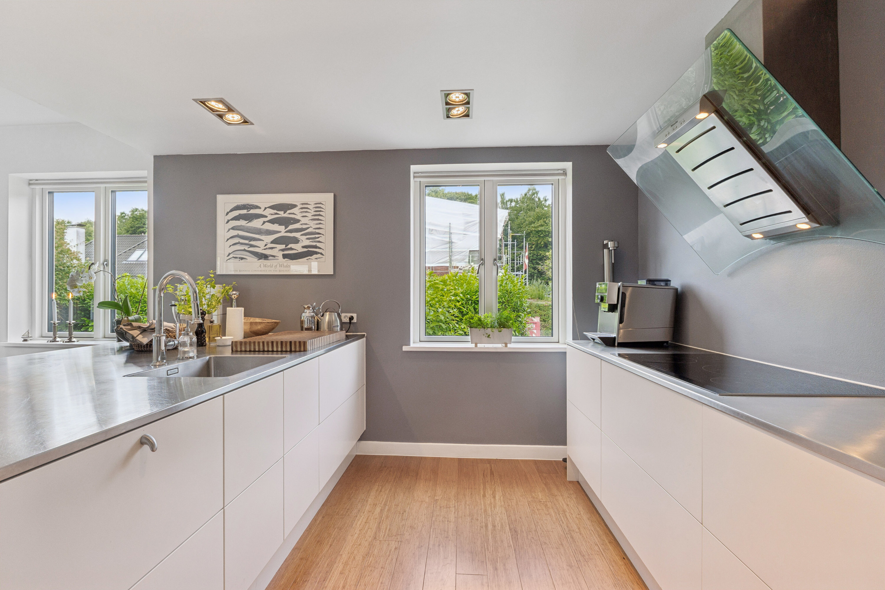 Fremhævet køkken billede i fuldskærmstilstand. Billede af Geelsskovvej 18, 2830 Virum