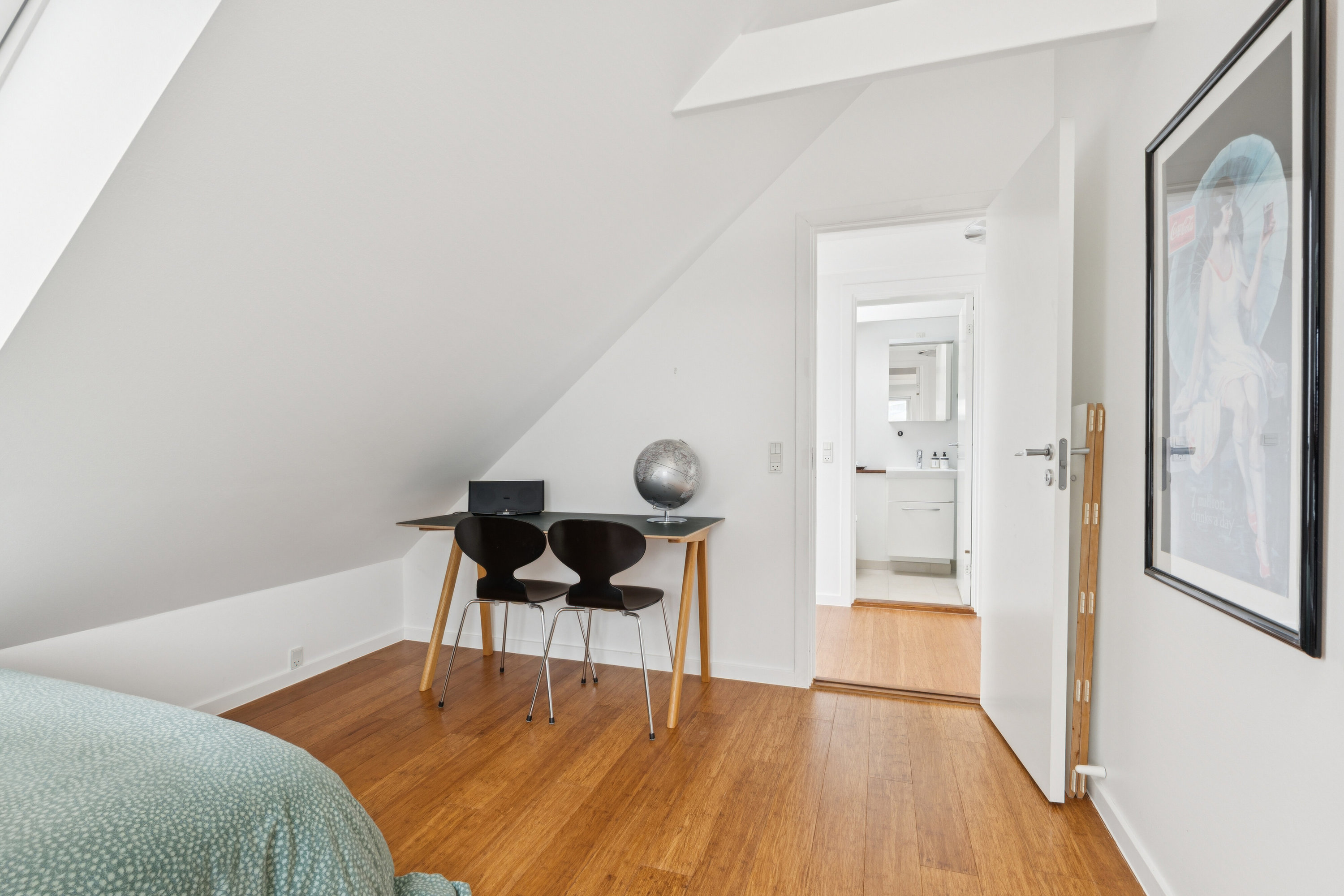 Fremhævet indendørs billede i fuldskærmstilstand. Billede af Geelsskovvej 18, 2830 Virum