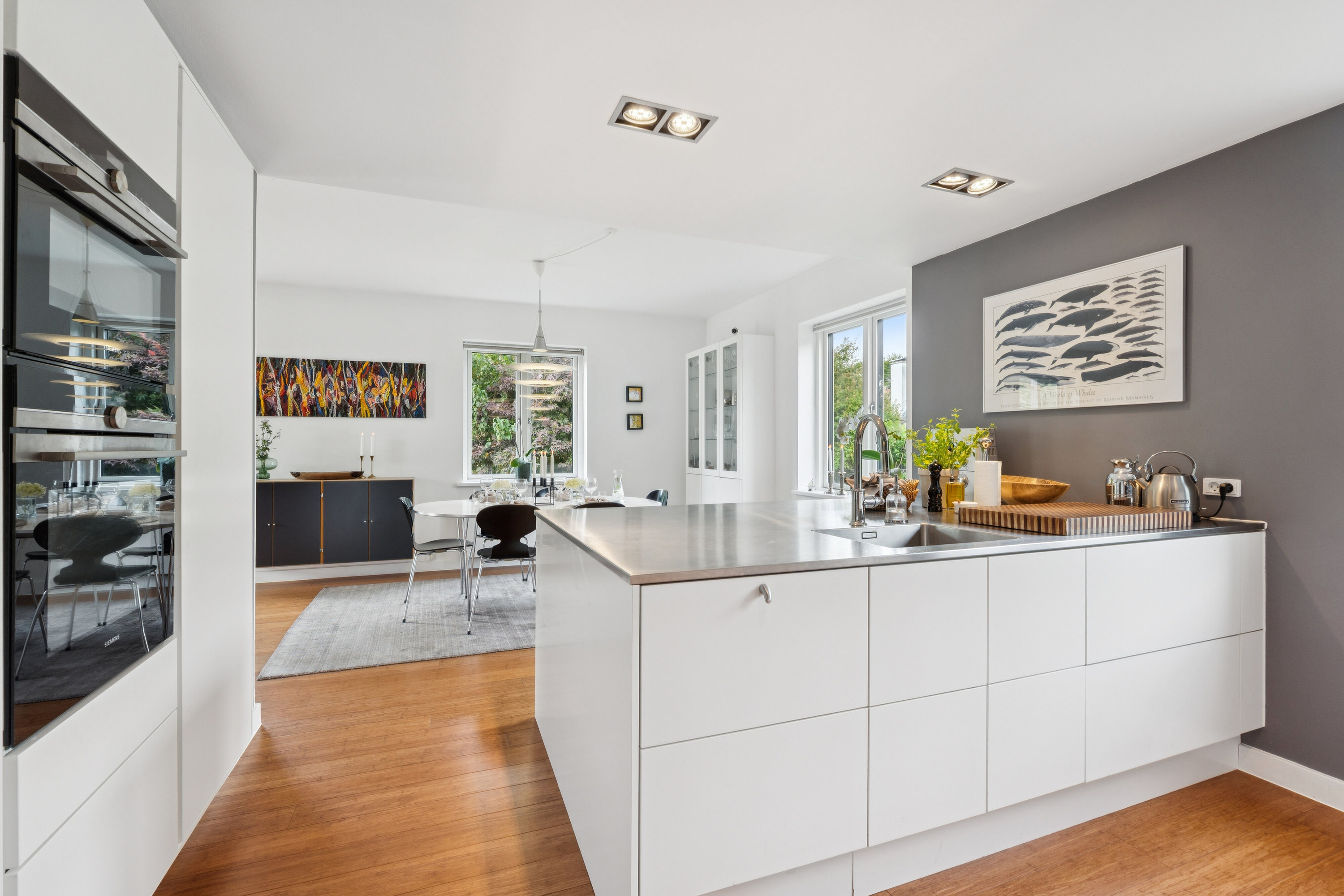 Fremhævet køkken billede i fuldskærmstilstand. Billede af Geelsskovvej 18, 2830 Virum