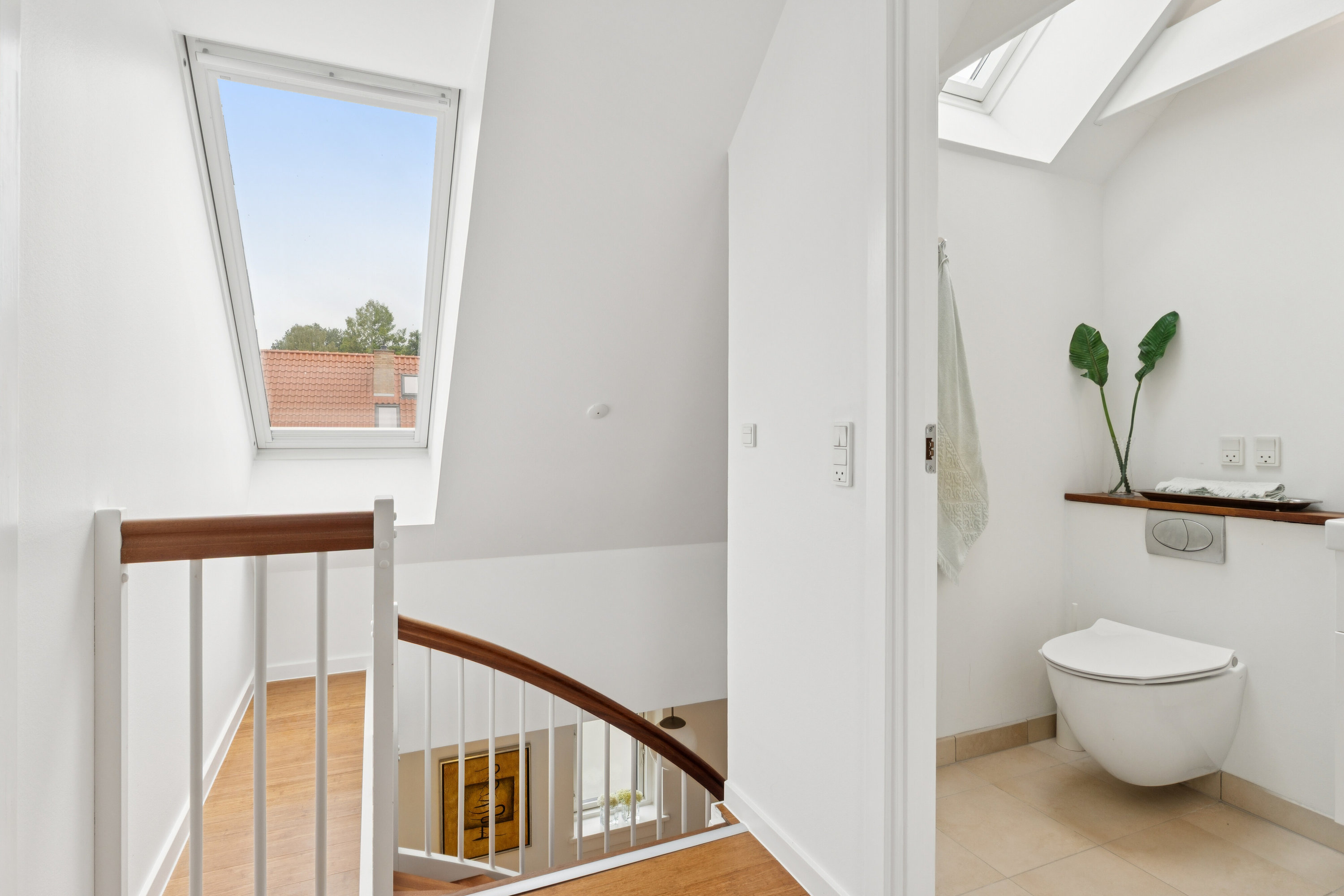 Fremhævet gang billede i fuldskærmstilstand. Billede af Geelsskovvej 18, 2830 Virum