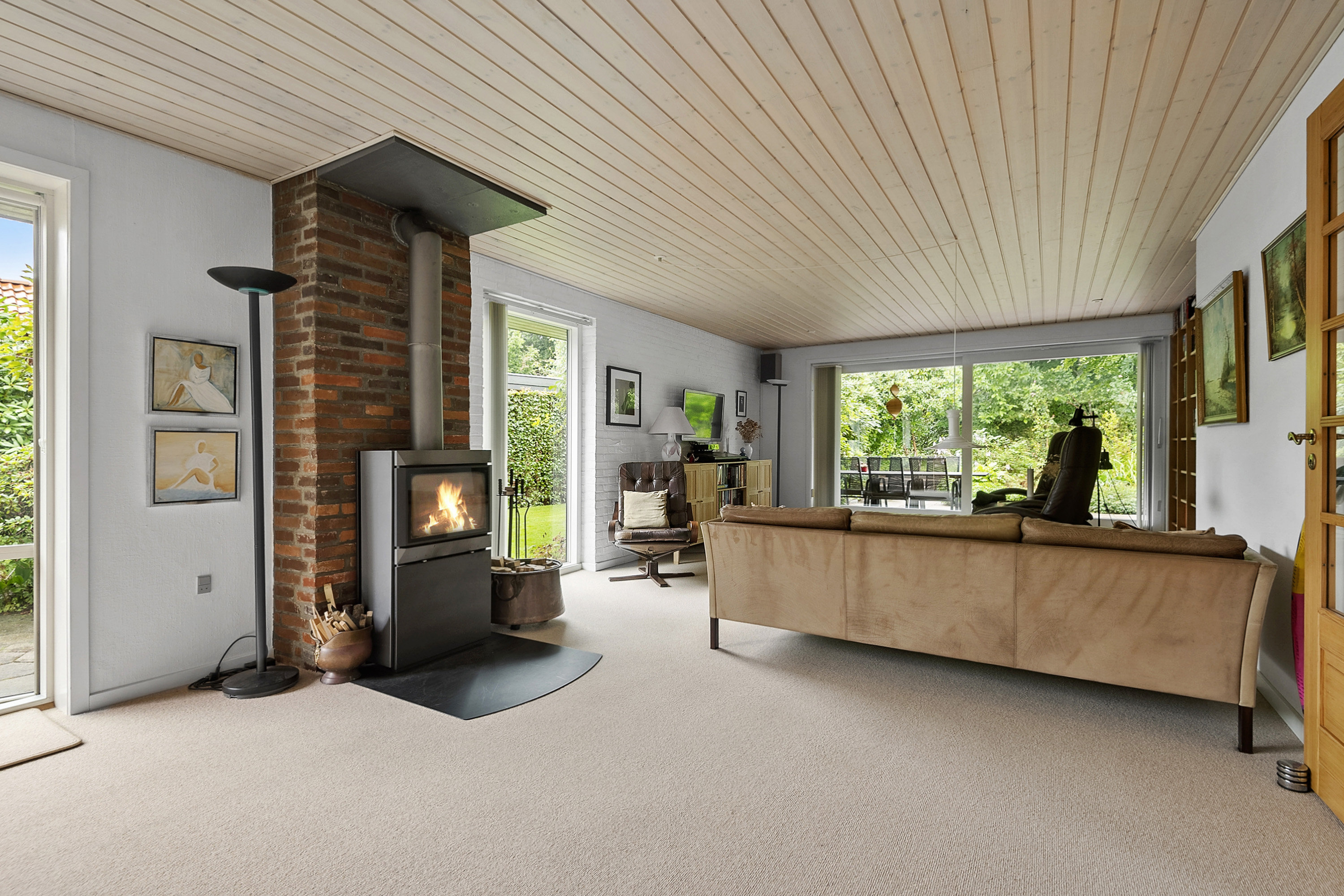 Fremhævet stue billede i fuldskærmstilstand. Billede af Bæktoften 2, Sig, 6800 Varde