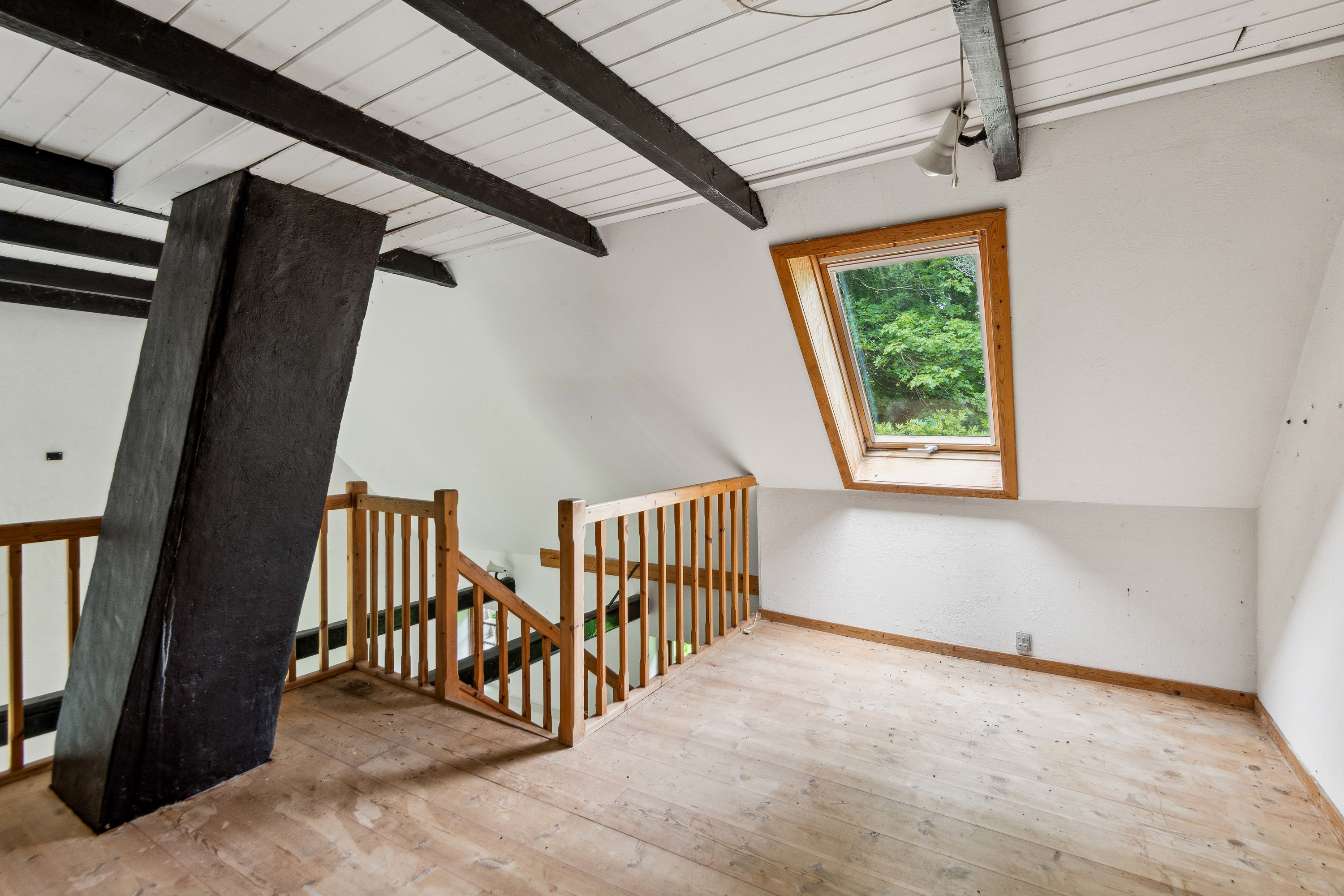 Fremhævet stue billede i fuldskærmstilstand. Billede af Kelddalvej 15, Kelddalgårde, 9240 Nibe