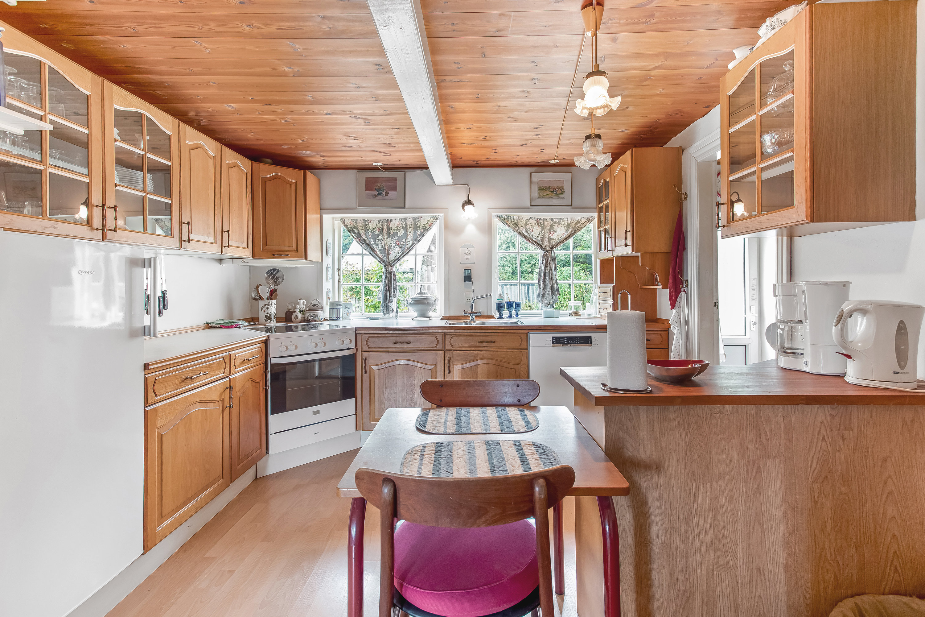 Fremhævet køkken billede i fuldskærmstilstand. Billede af Søndervej 8, Emmerlev, 6280 Højer