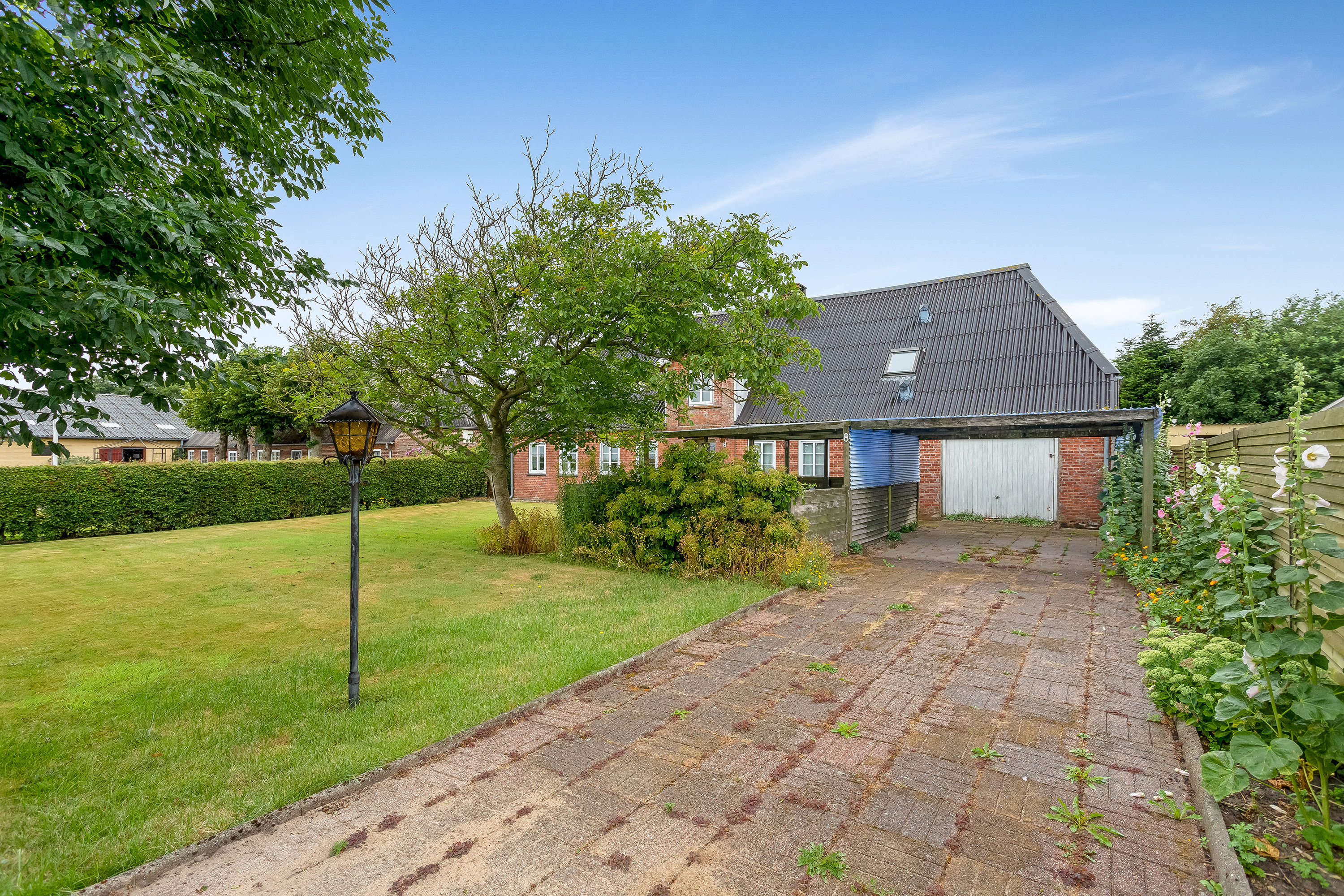 Fremhævet facade billede i fuldskærmstilstand. Billede af Søndervej 8, Emmerlev, 6280 Højer