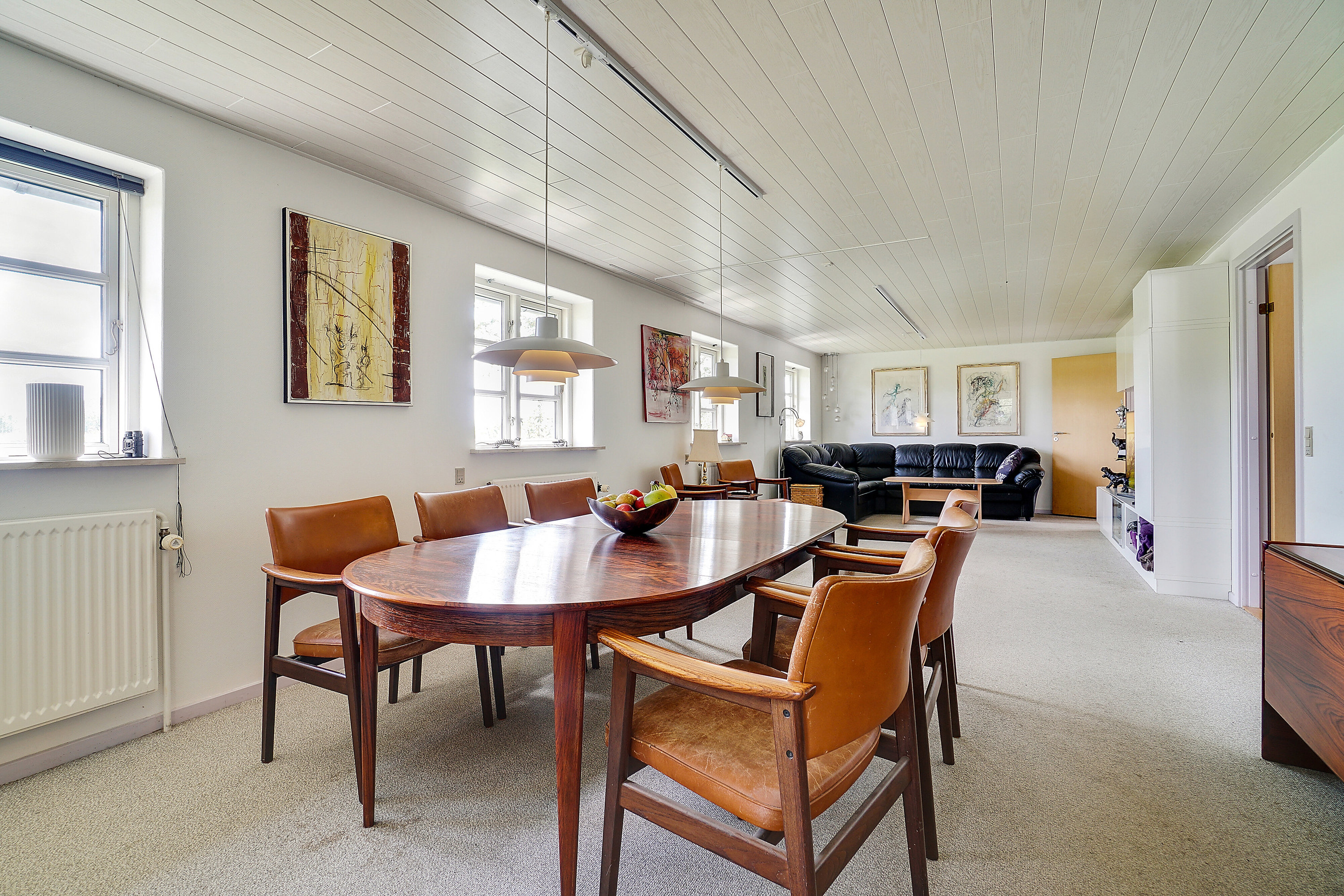 Fremhævet spisestue billede i fuldskærmstilstand. Billede af Puggevej 1, Rø, 3760 Gudhjem
