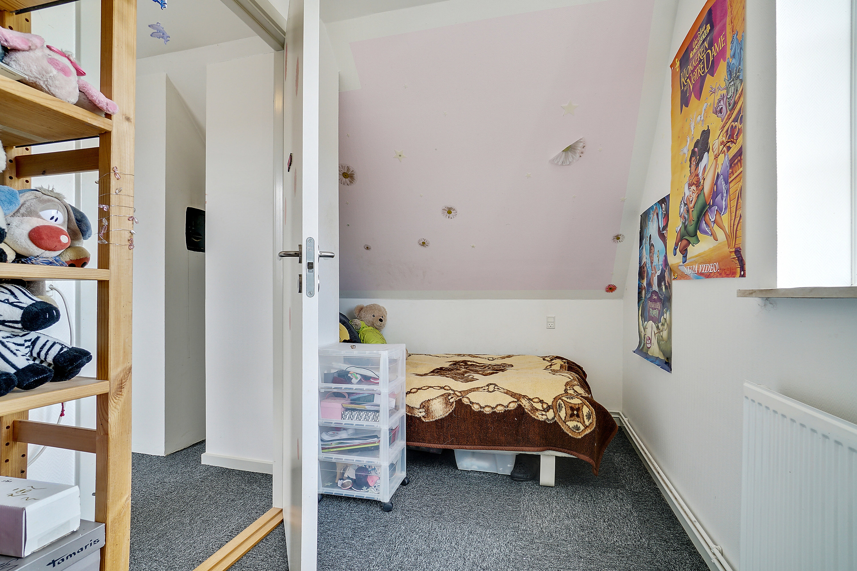 Fremhævet gang billede i fuldskærmstilstand. Billede af Puggevej 1, Rø, 3760 Gudhjem