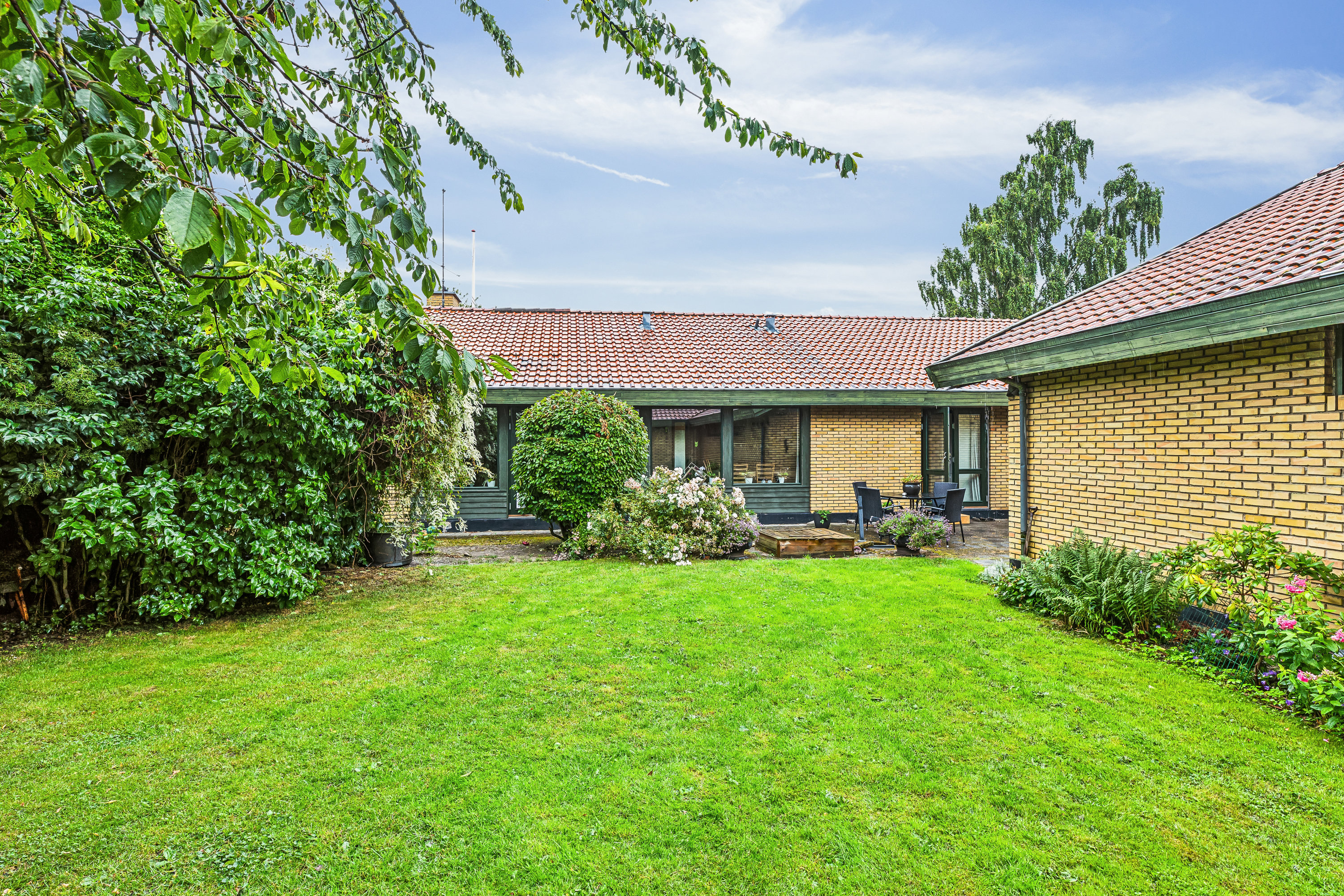 Fremhævet ejendom 1 billede i fuldskærmstilstand. Billede af Baldersbækvej 43, 2635 Ishøj