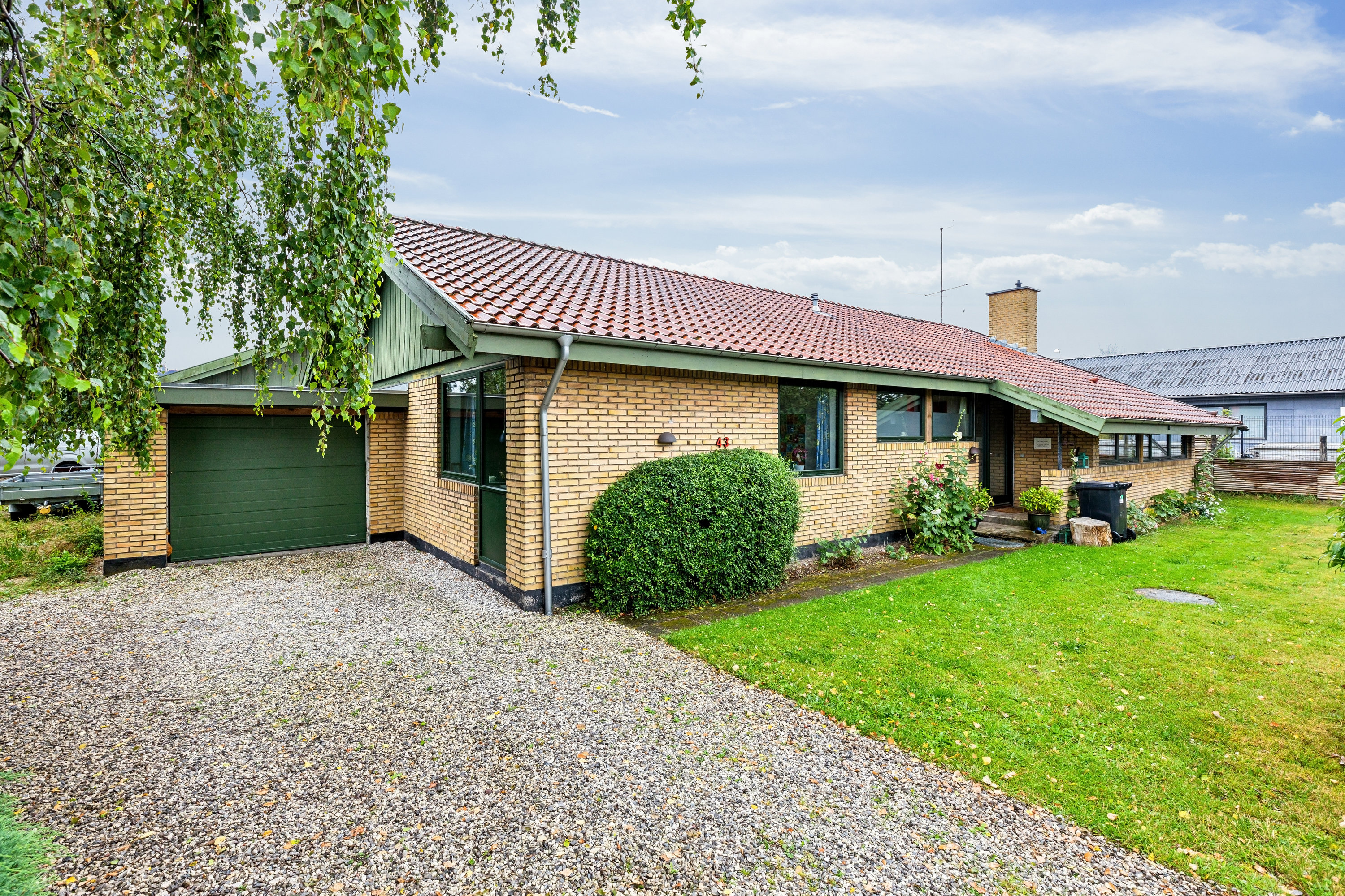 Fremhævet ejendom 1 billede i fuldskærmstilstand. Billede af Baldersbækvej 43, 2635 Ishøj