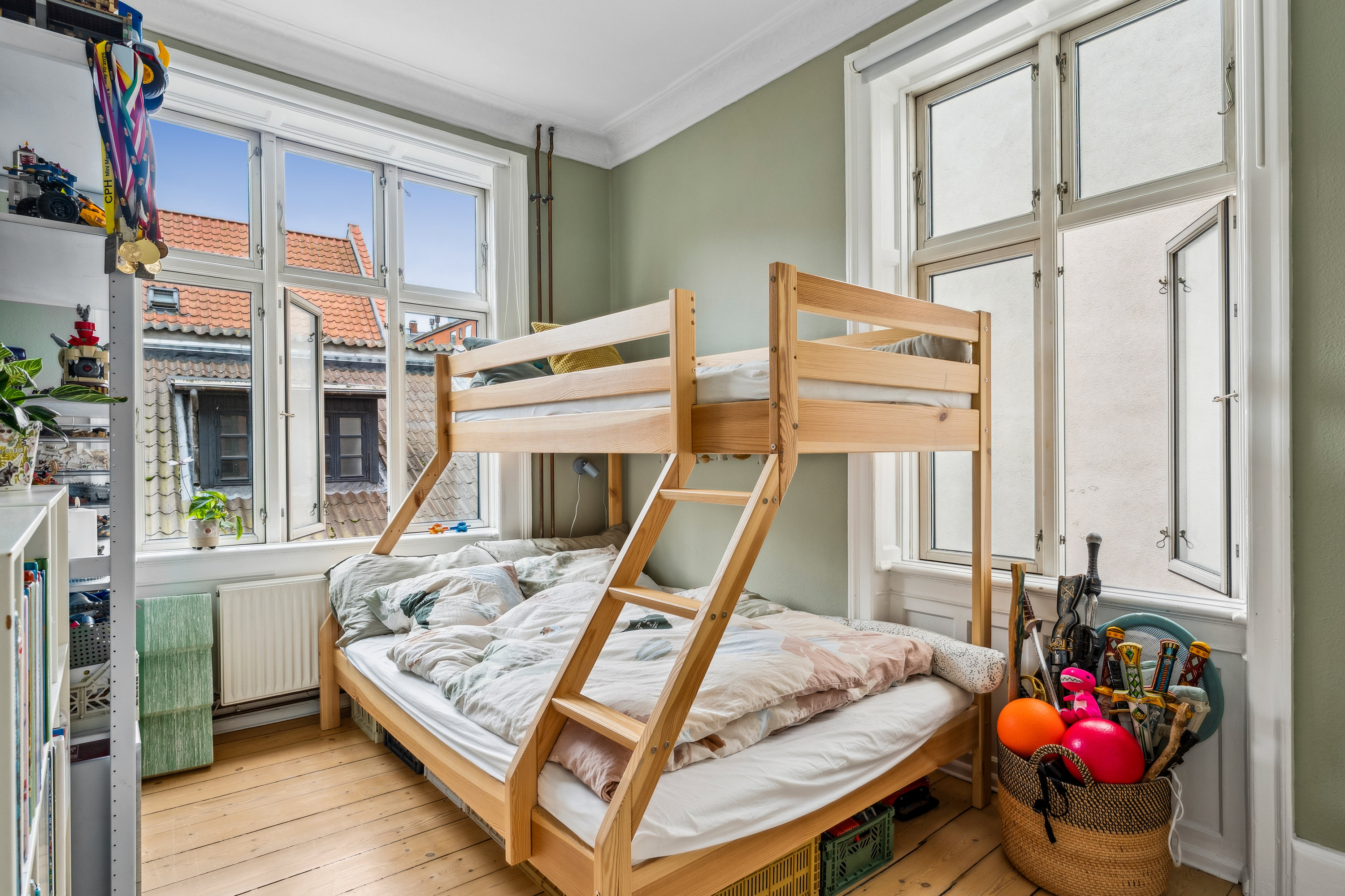 Fremhævet værelse billede i fuldskærmstilstand. Billede af Ryesgade 32, 2. th., 2200 København N