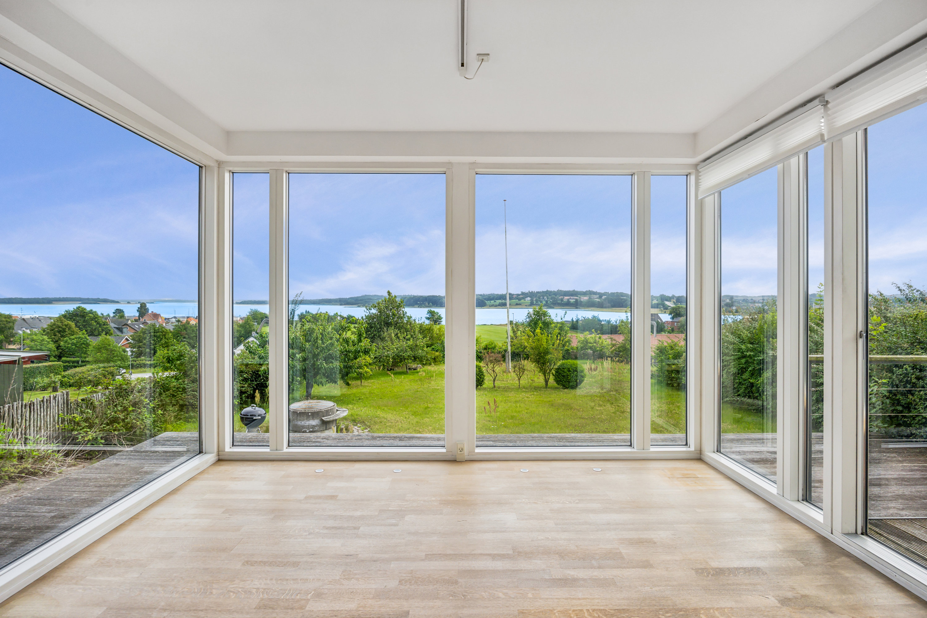 Fremhævet stue billede i fuldskærmstilstand. Billede af Pejtersborgvej 16, 9560 Hadsund