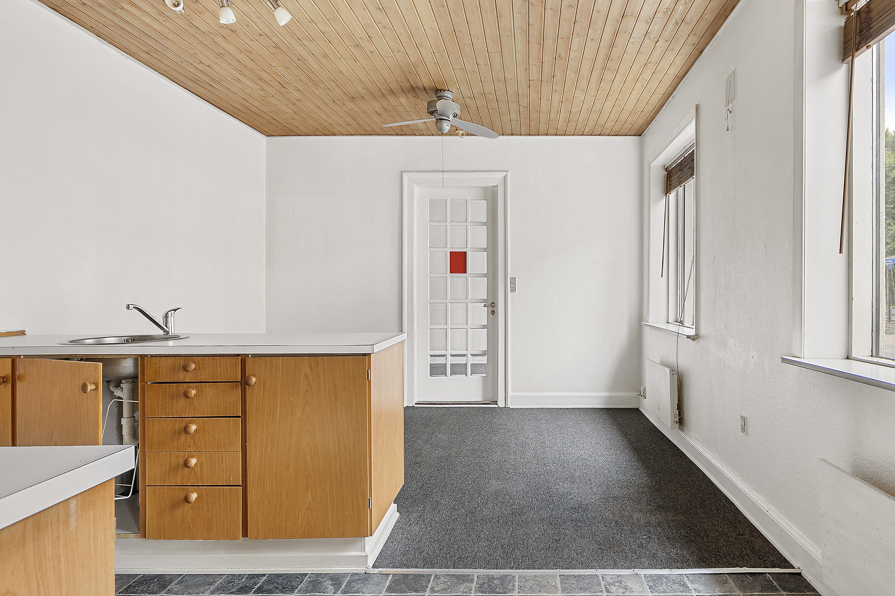 Fremhævet køkken/stue billede i fuldskærmstilstand. Billede af Søndergade 21, 6670 Holsted