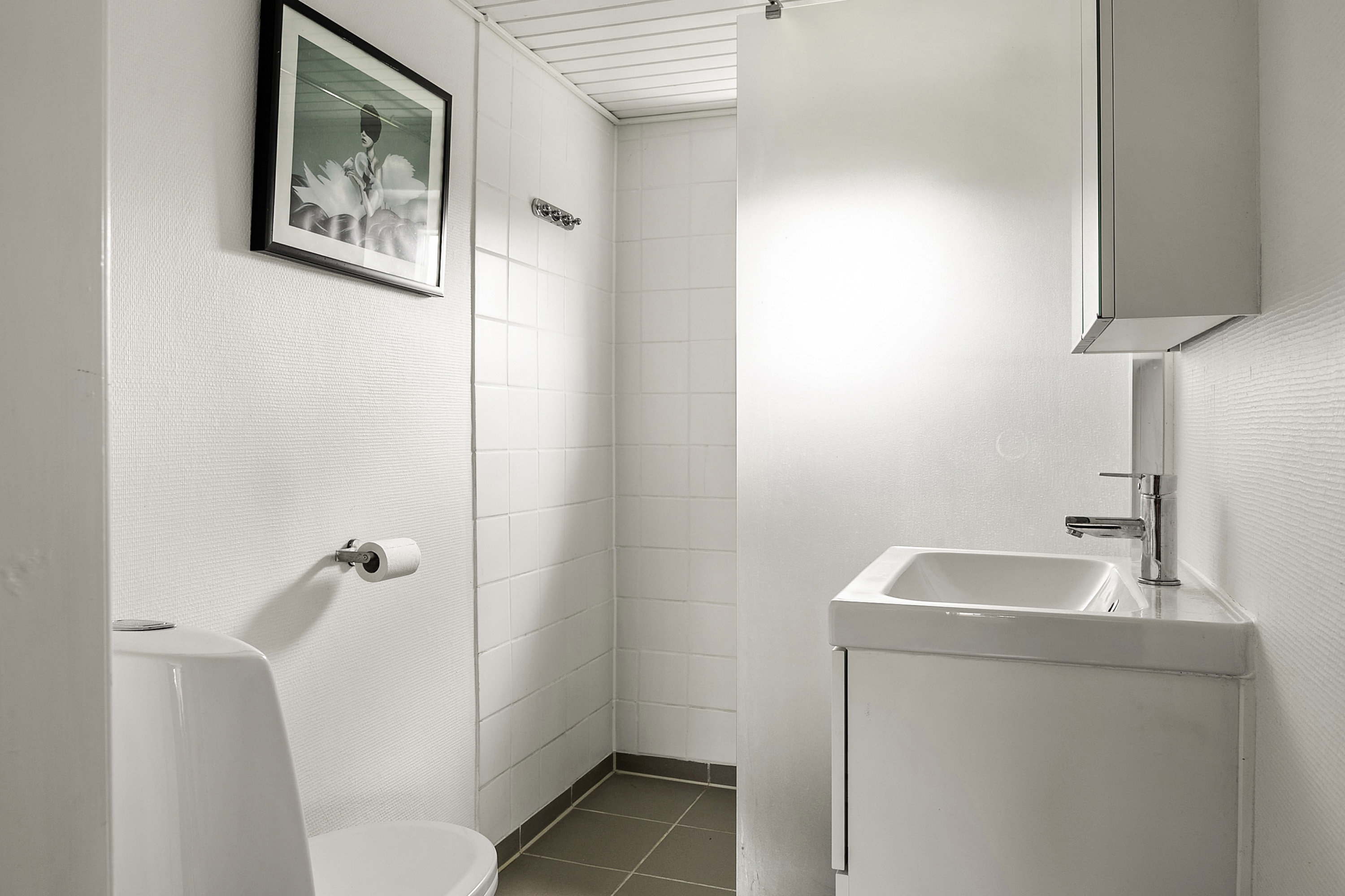 Fremhævet badeværelse billede i fuldskærmstilstand. Billede af Højvang 1A, 6230 Rødekro