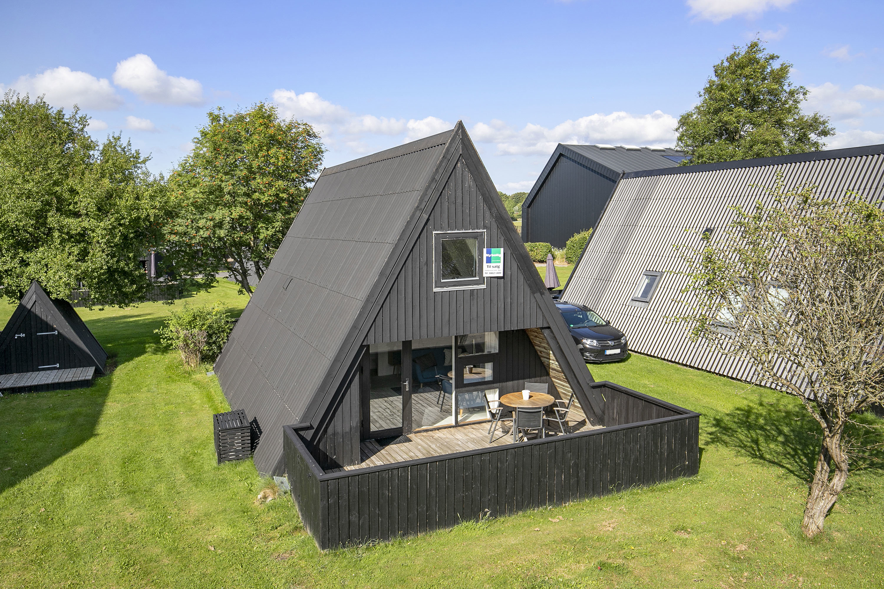 Fremhævet facade billede i fuldskærmstilstand. Billede af Golfsvinget 201, Gatten, 9640 Farsø