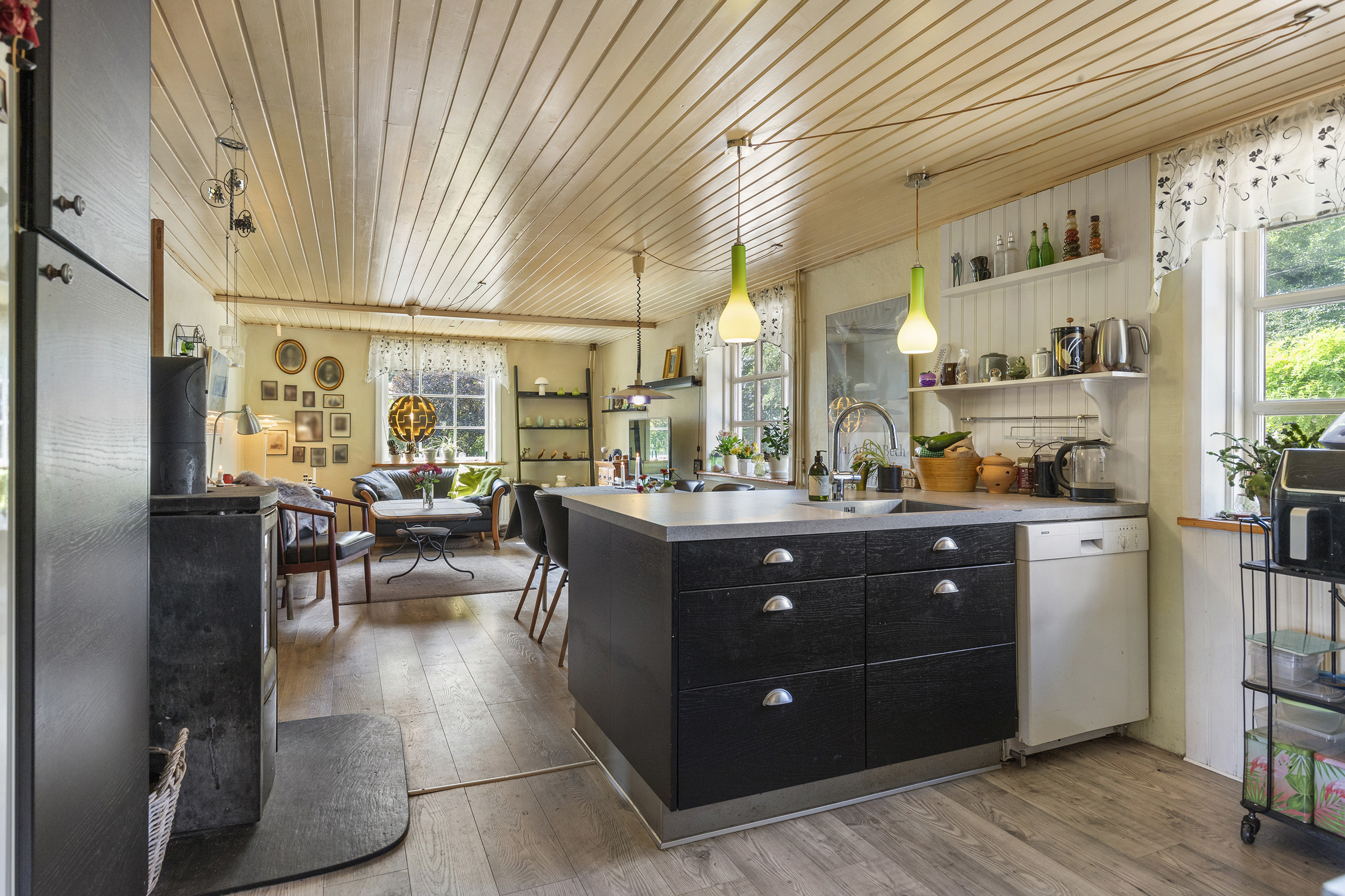 Fremhævet køkken billede i fuldskærmstilstand. Billede af Viborgvej 56, St Binderup, 9600 Aars