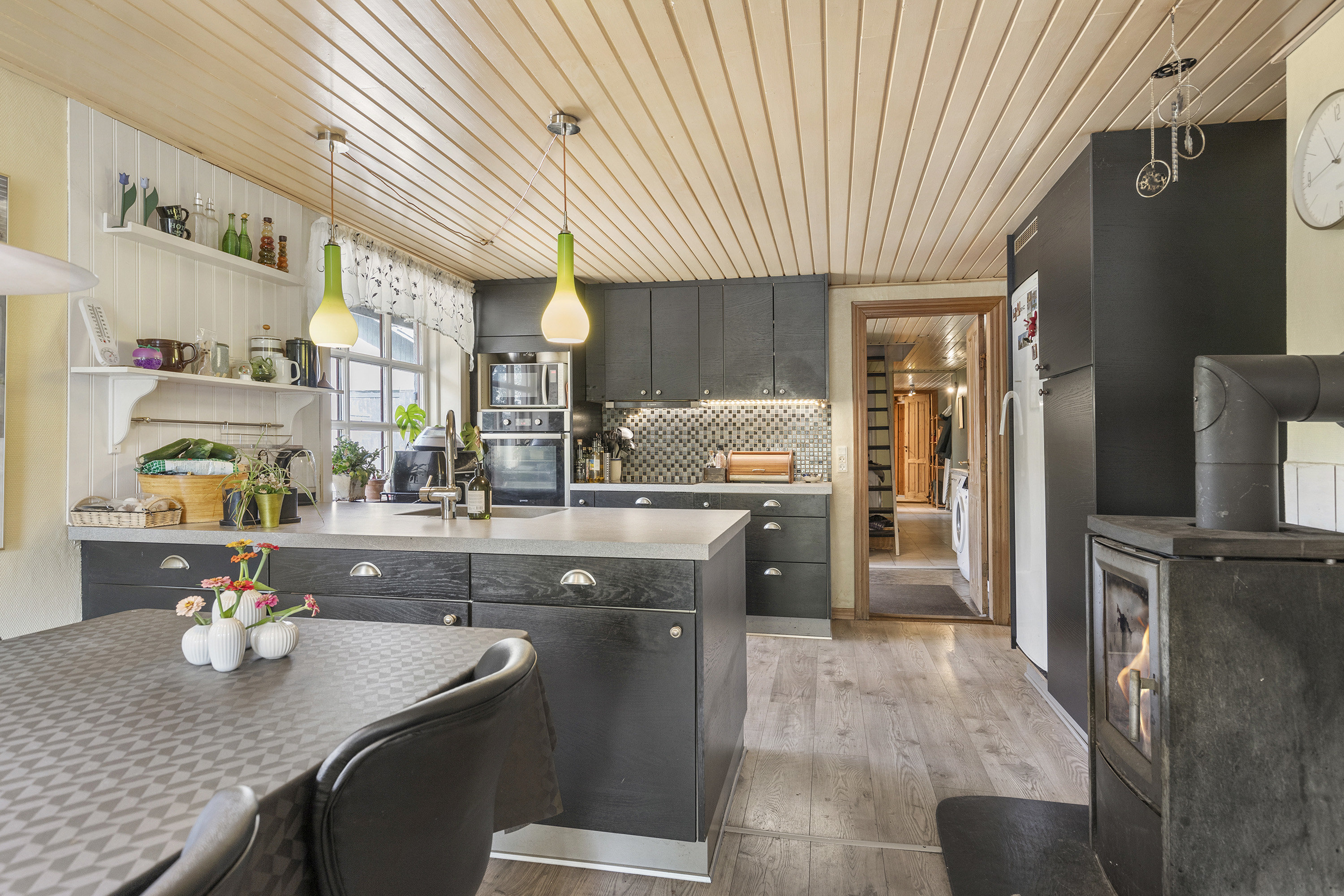 Fremhævet køkken billede i fuldskærmstilstand. Billede af Viborgvej 56, St Binderup, 9600 Aars