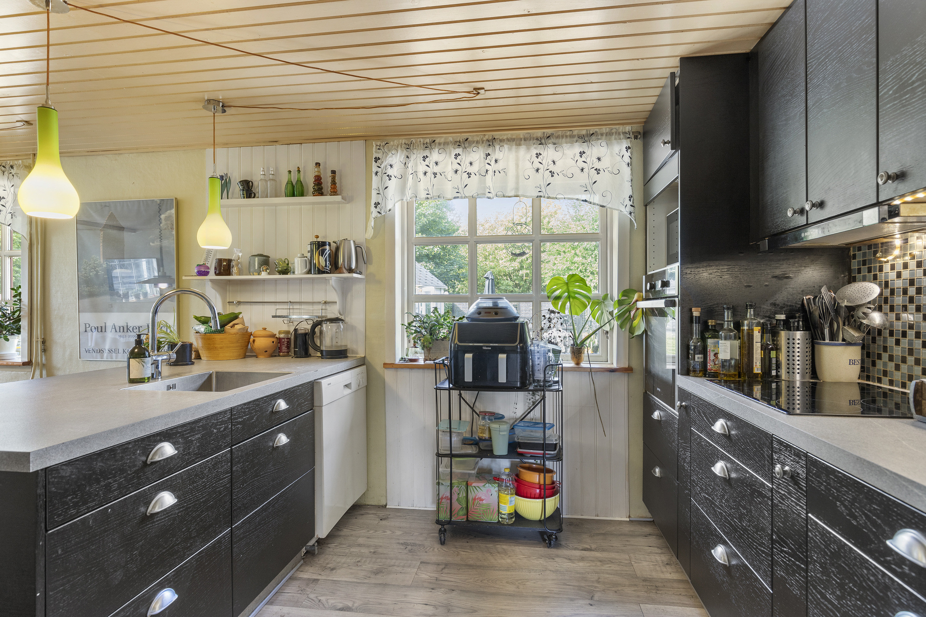 Fremhævet køkken billede i fuldskærmstilstand. Billede af Viborgvej 56, St Binderup, 9600 Aars