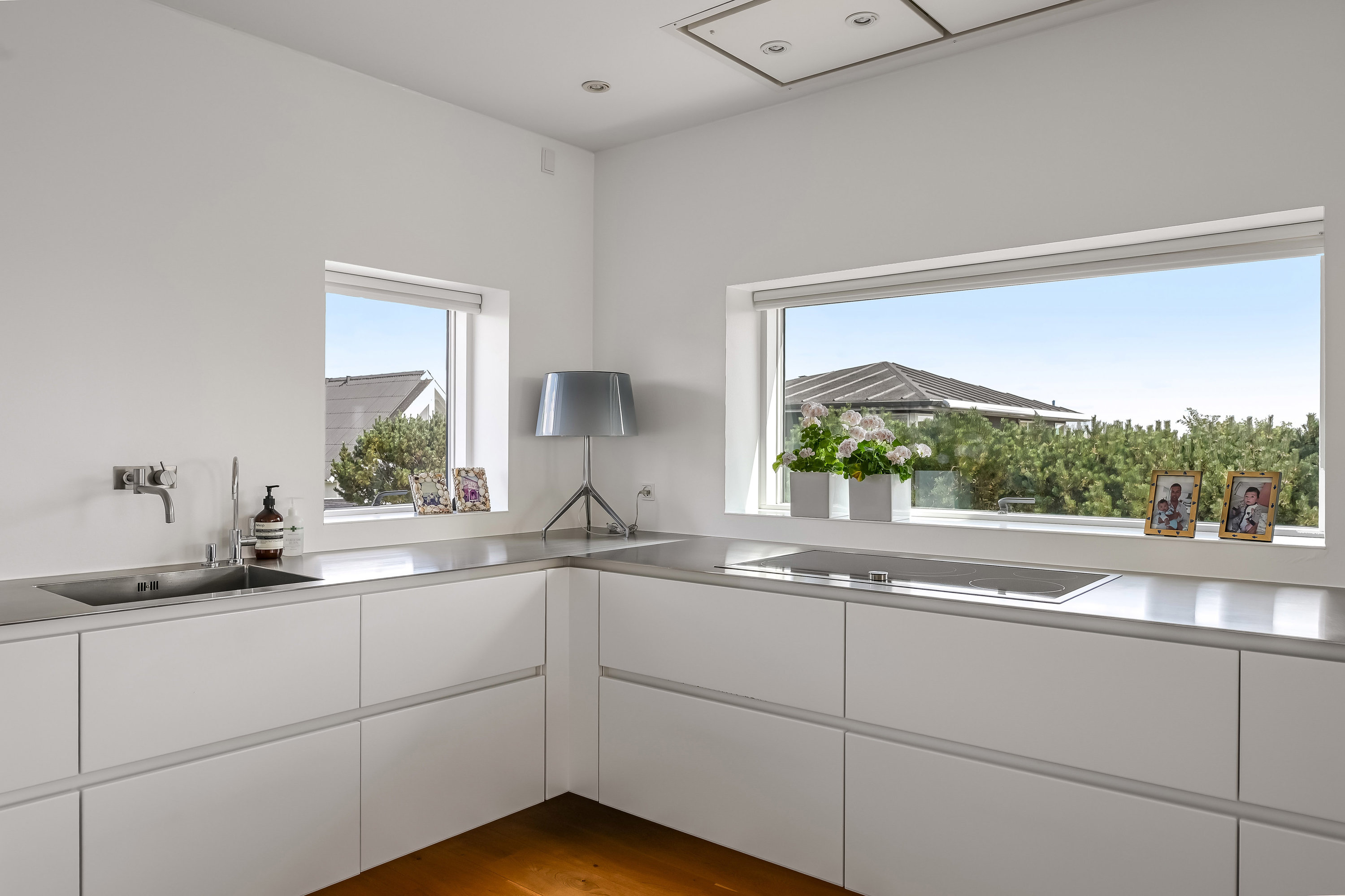 Fremhævet køkken billede i fuldskærmstilstand. Billede af Svalevænget 7, Hjerting, 6710 Esbjerg V