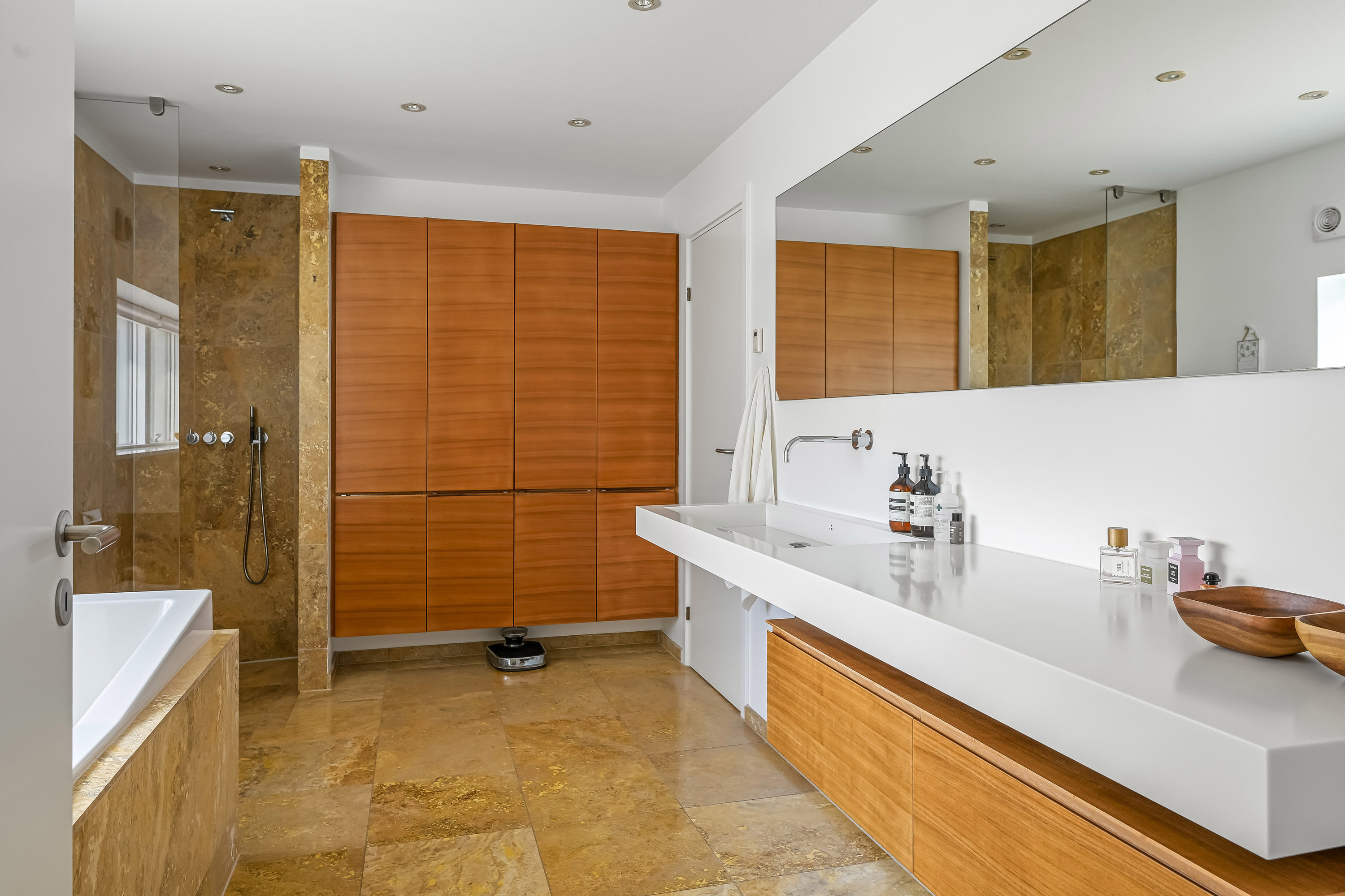 Fremhævet badeværelse billede i fuldskærmstilstand. Billede af Svalevænget 7, Hjerting, 6710 Esbjerg V