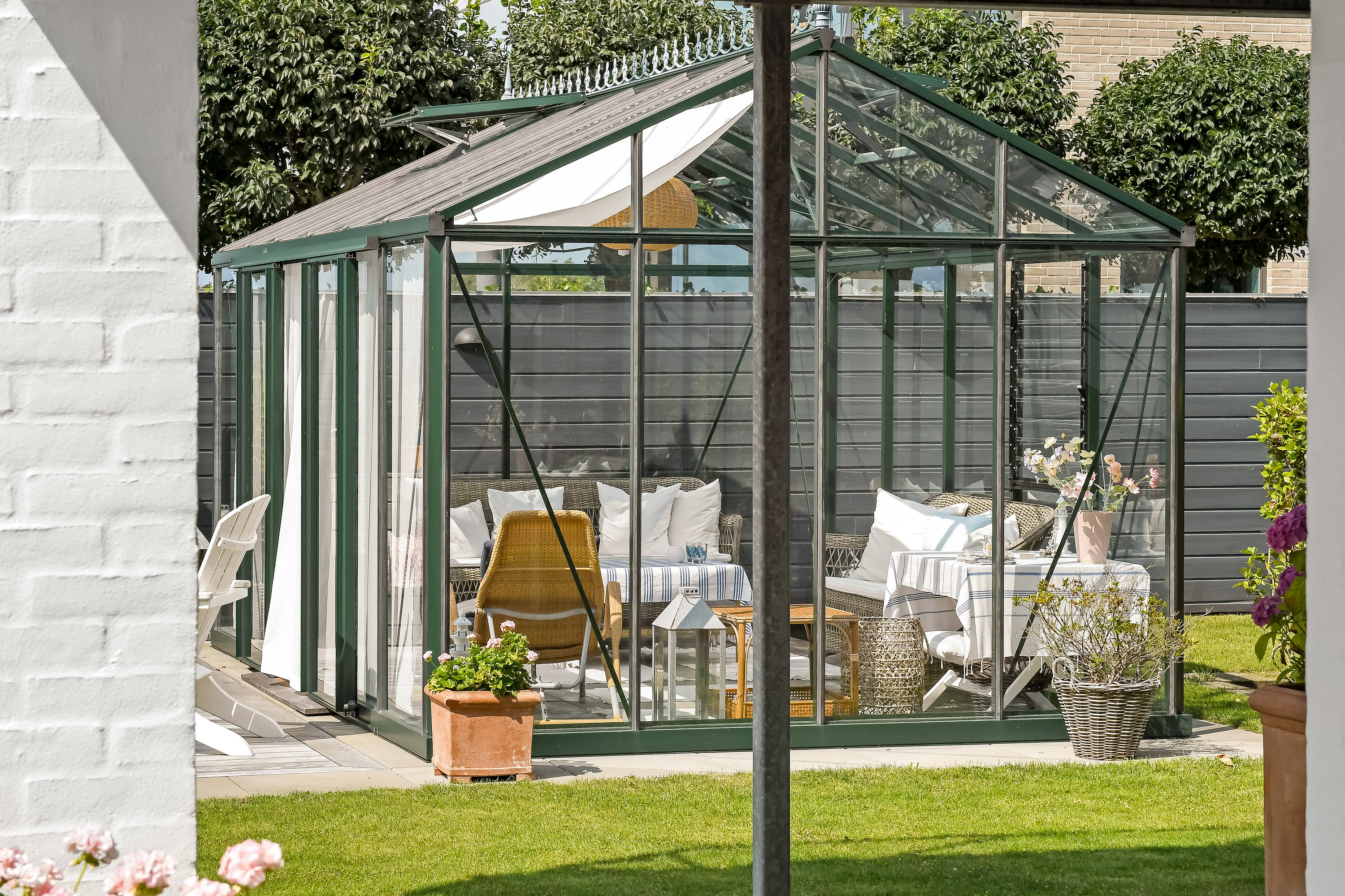 Fremhævet terrasse billede i fuldskærmstilstand. Billede af Svalevænget 7, Hjerting, 6710 Esbjerg V