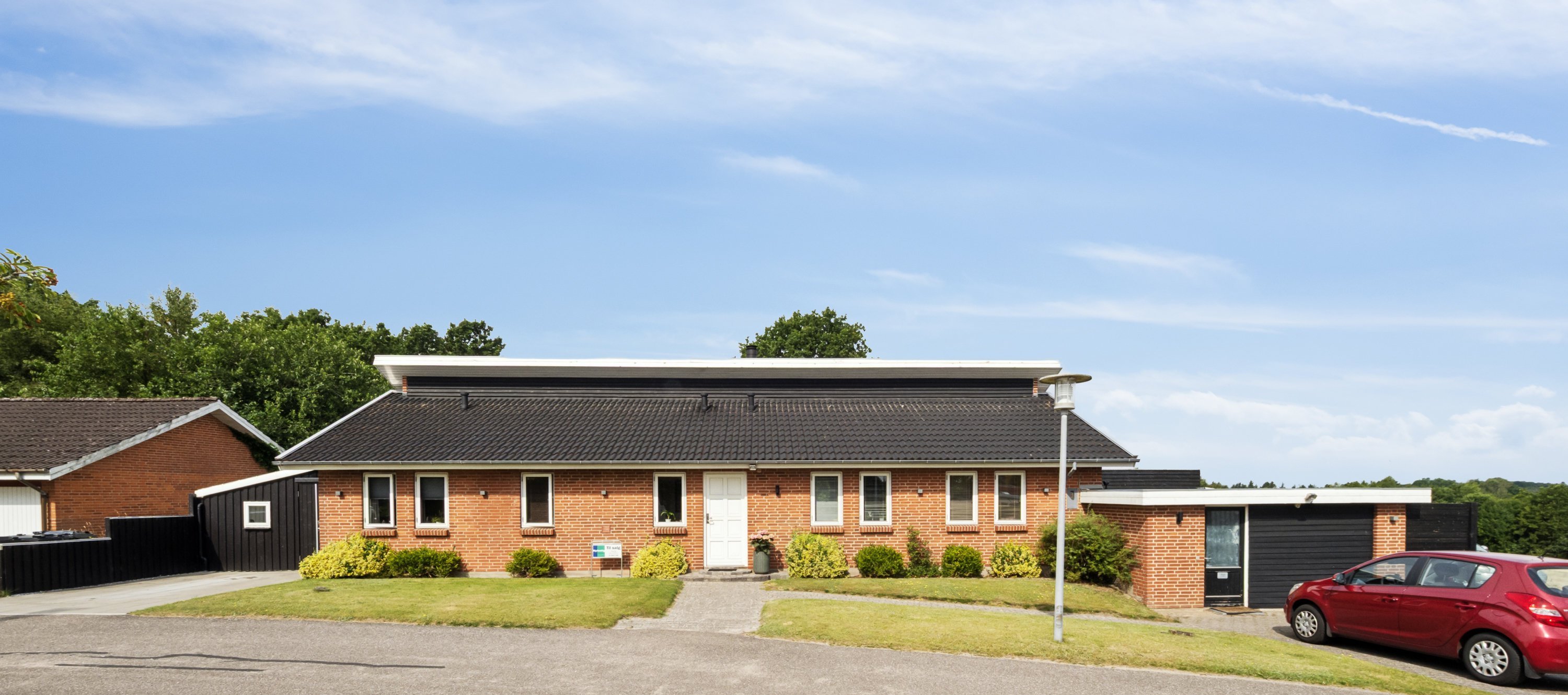 Fremhævet ejendom 1 billede i fuldskærmstilstand. Billede af Lærkebakken 26, 8831 Løgstrup