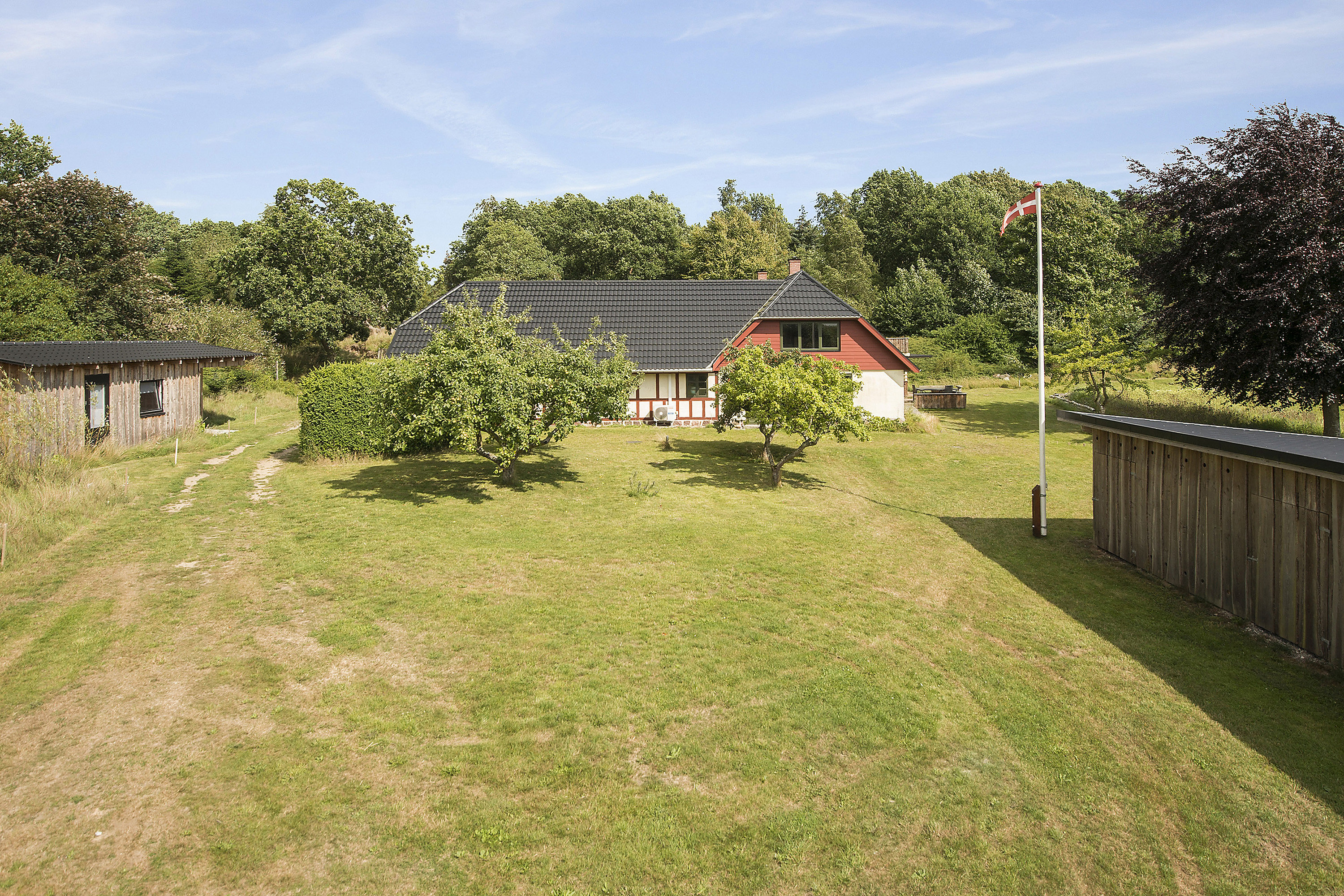 Fremhævet ejendommen billede i fuldskærmstilstand. Billede af Alrøvej 104, Amstrup, 8300 Odder