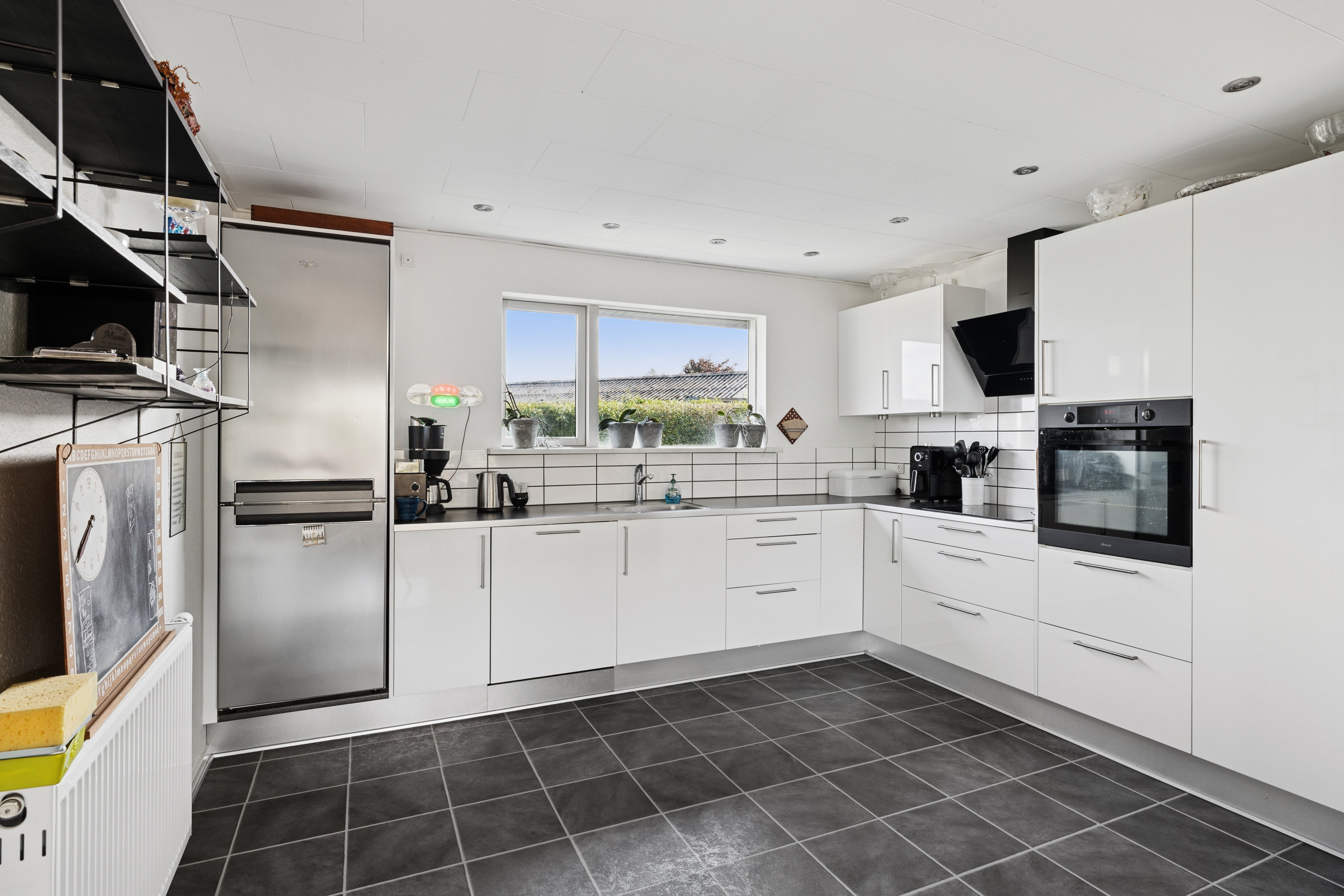 Fremhævet køkken billede i fuldskærmstilstand. Billede af Gl. Aalborgvej 113, 8800 Viborg