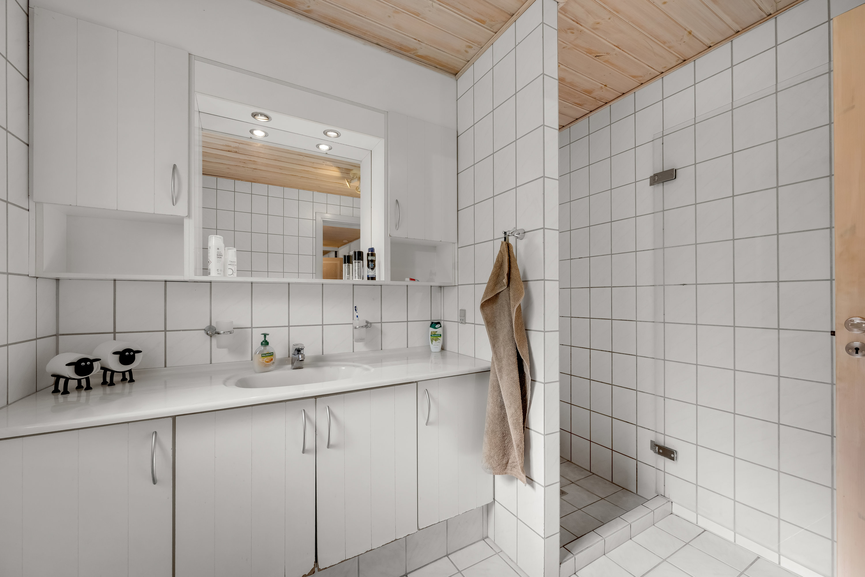 Fremhævet badeværelse billede i fuldskærmstilstand. Billede af Østergårdevej 5, Foersum, 6880 Tarm