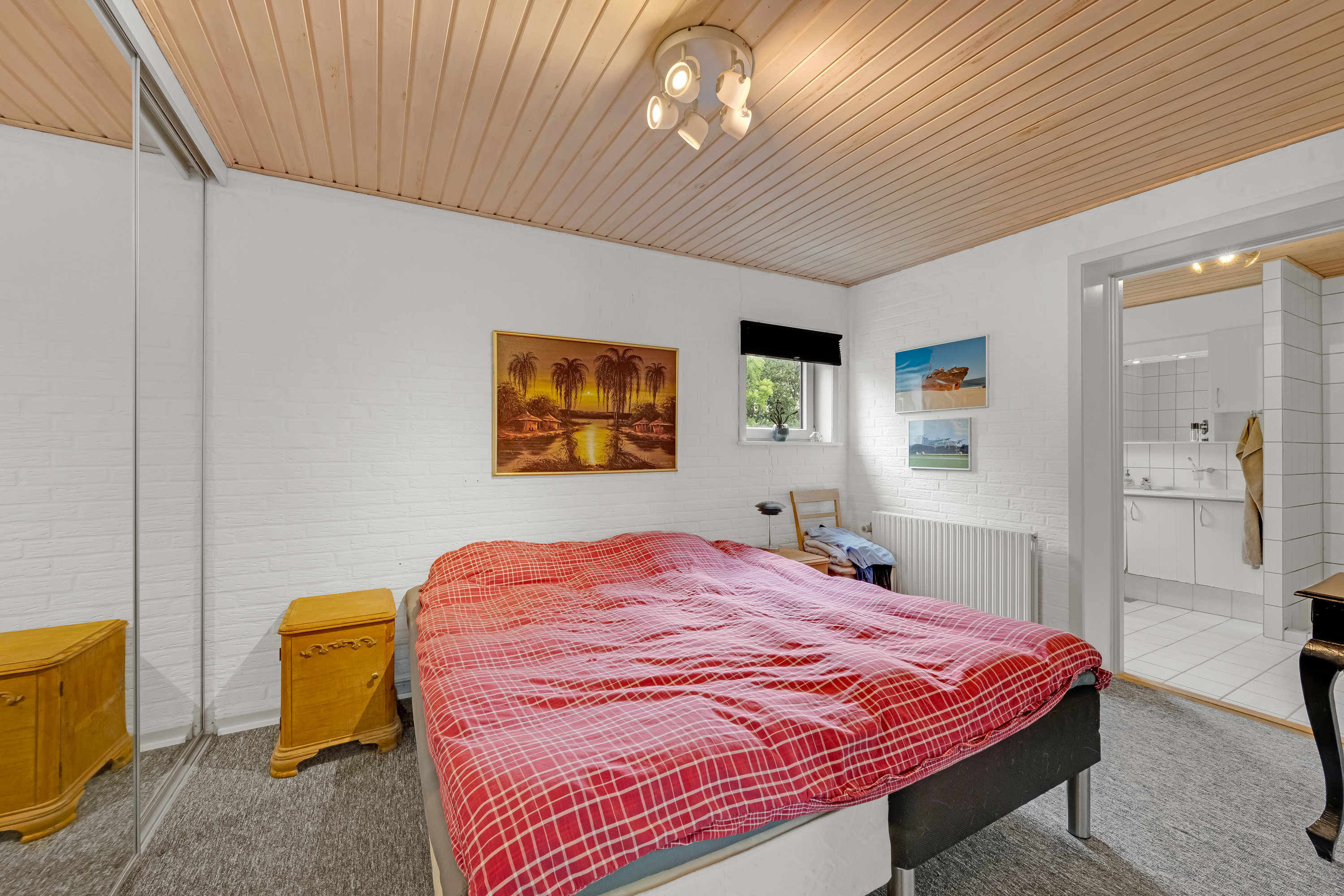 Fremhævet soveværelse billede i fuldskærmstilstand. Billede af Østergårdevej 5, Foersum, 6880 Tarm