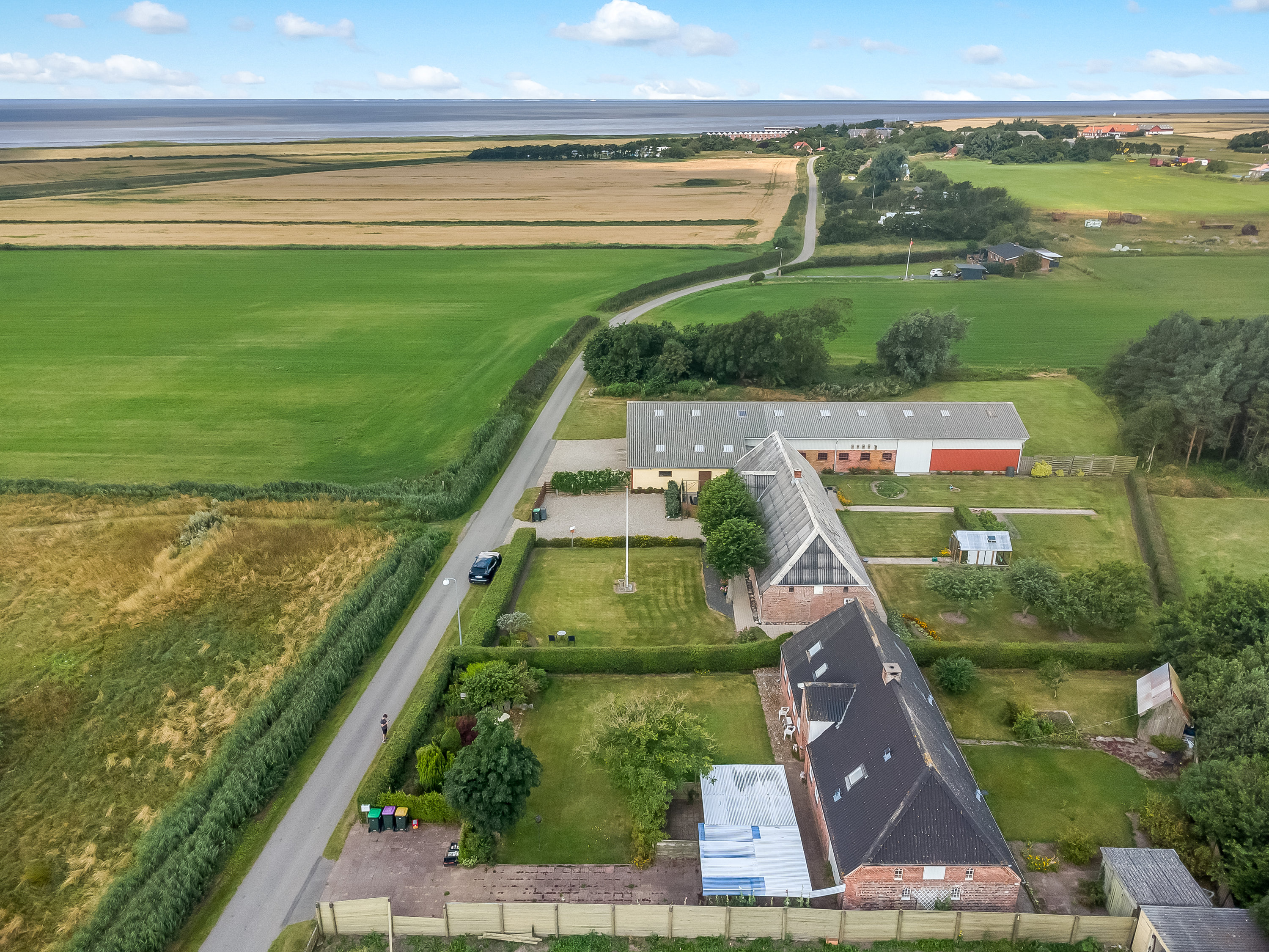 Fremhævet luftfoto billede i fuldskærmstilstand. Billede af Søndervej 8, Emmerlev, 6280 Højer