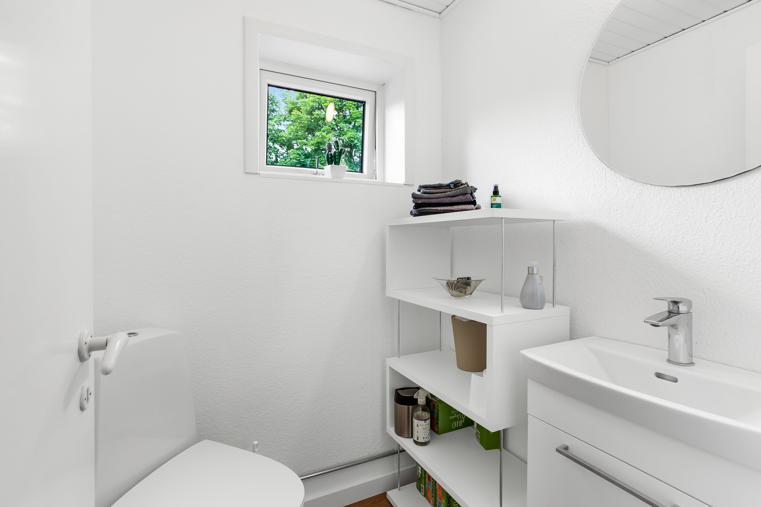 Fremhævet toilet billede i fuldskærmstilstand. Billede af Rådhusstræde 58, 6240 Løgumkloster