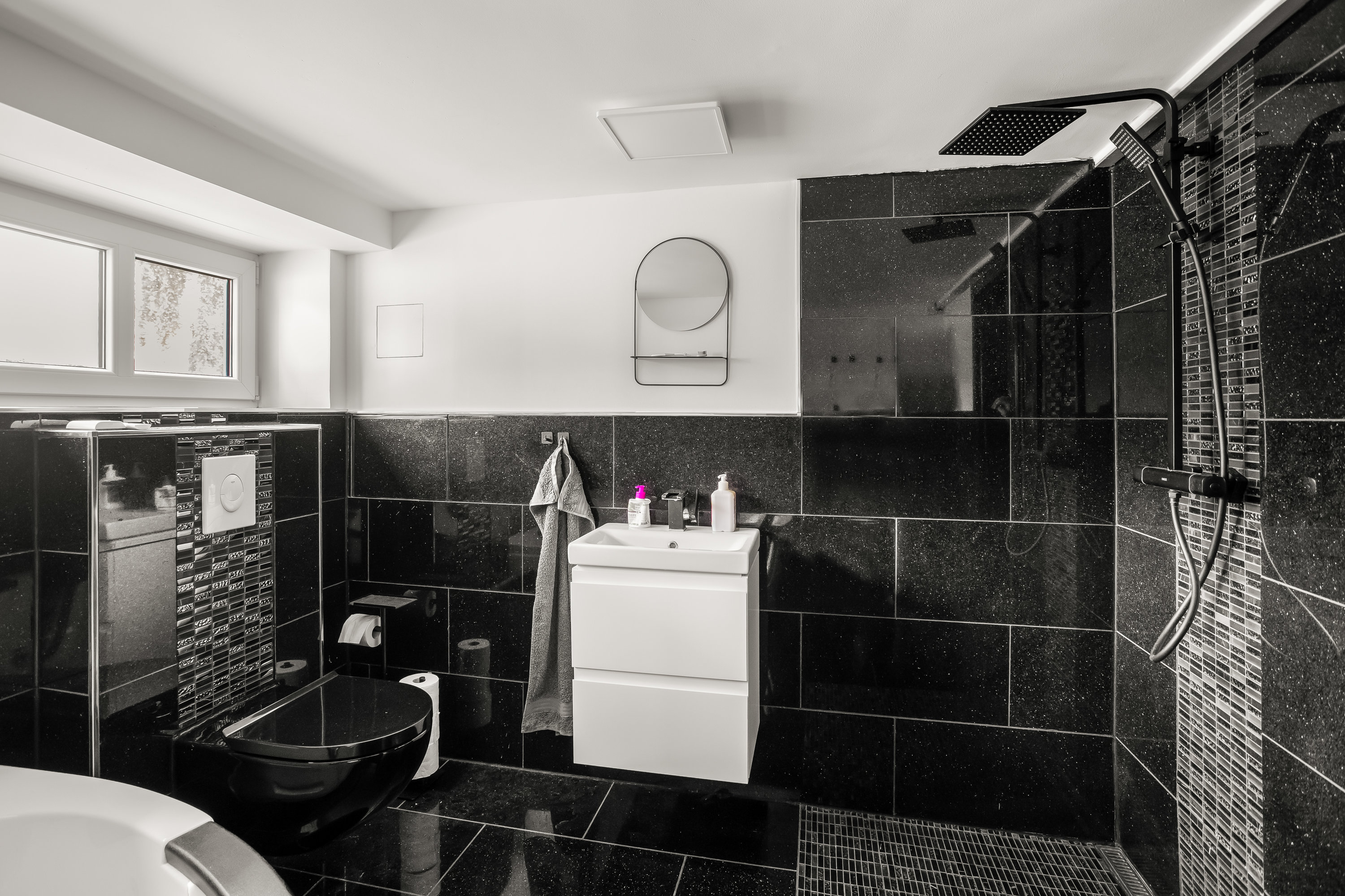 Fremhævet badeværelse billede i fuldskærmstilstand. Billede af Rådhusstræde 15, 6240 Løgumkloster