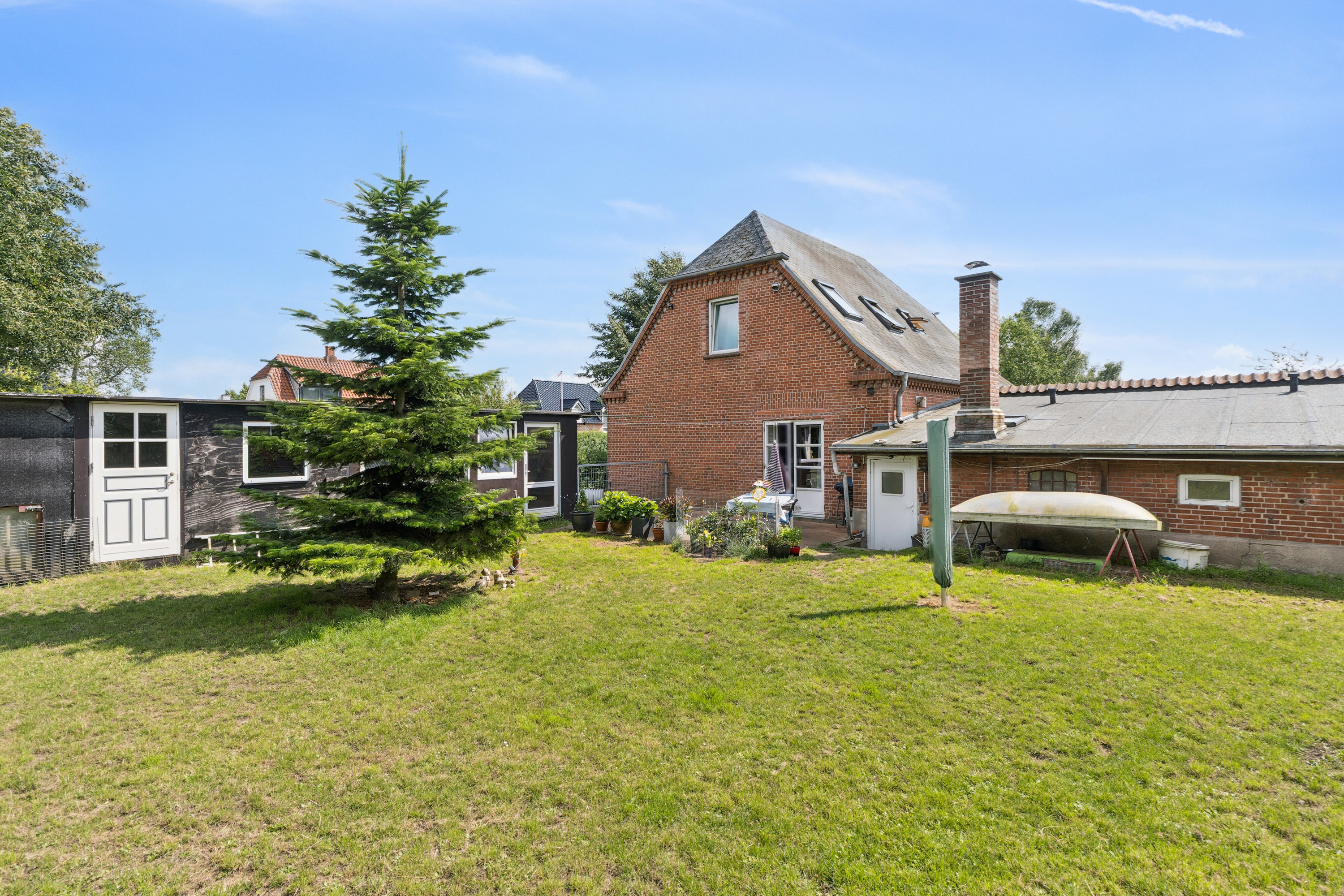 Miniaturebillede 1: set fra haven. Billede af Hovedvejen 30A, 4733 Tappernøje