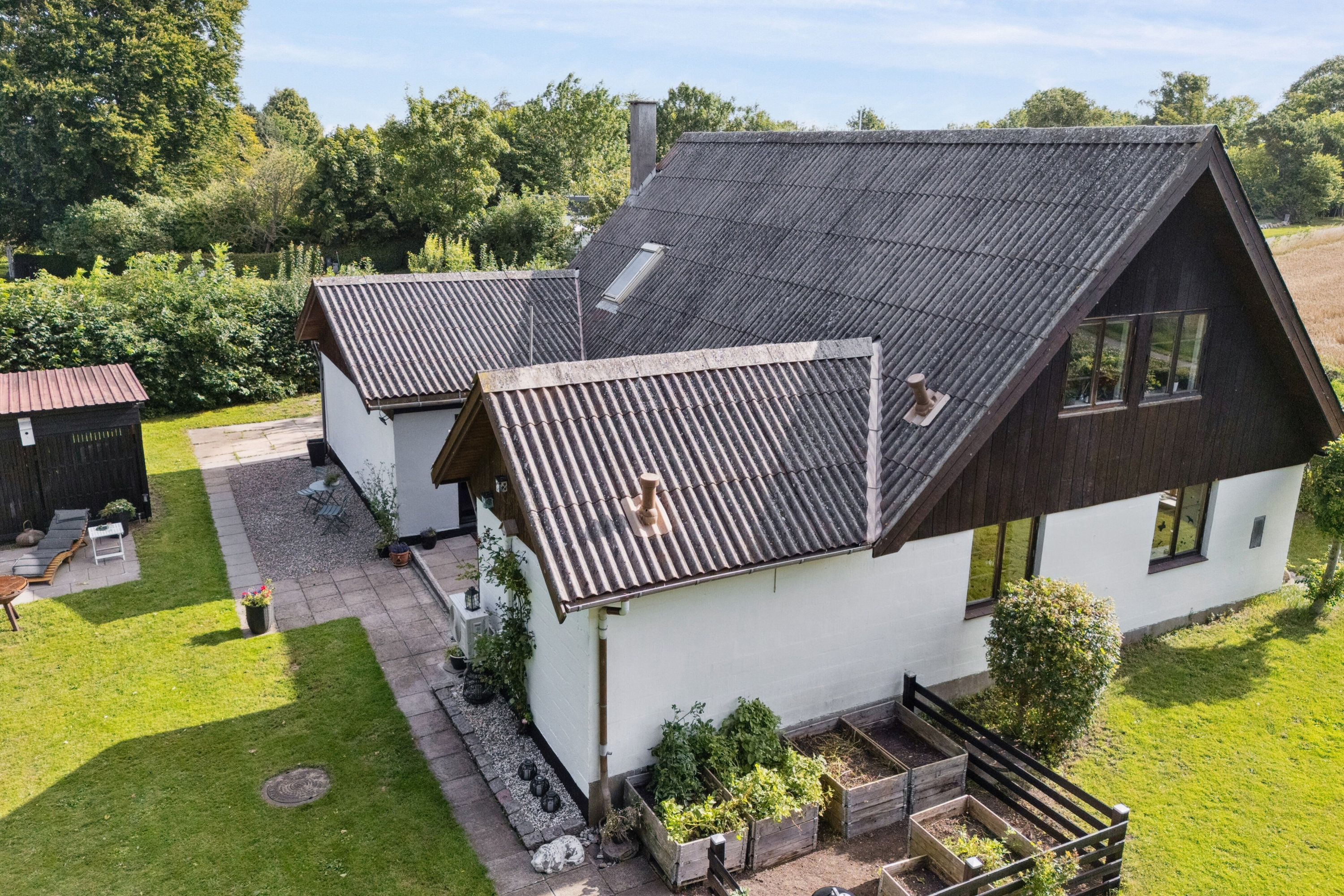 Fremhævet set fra haven billede i fuldskærmstilstand. Billede af Ågerupvej 15, 4400 Kalundborg