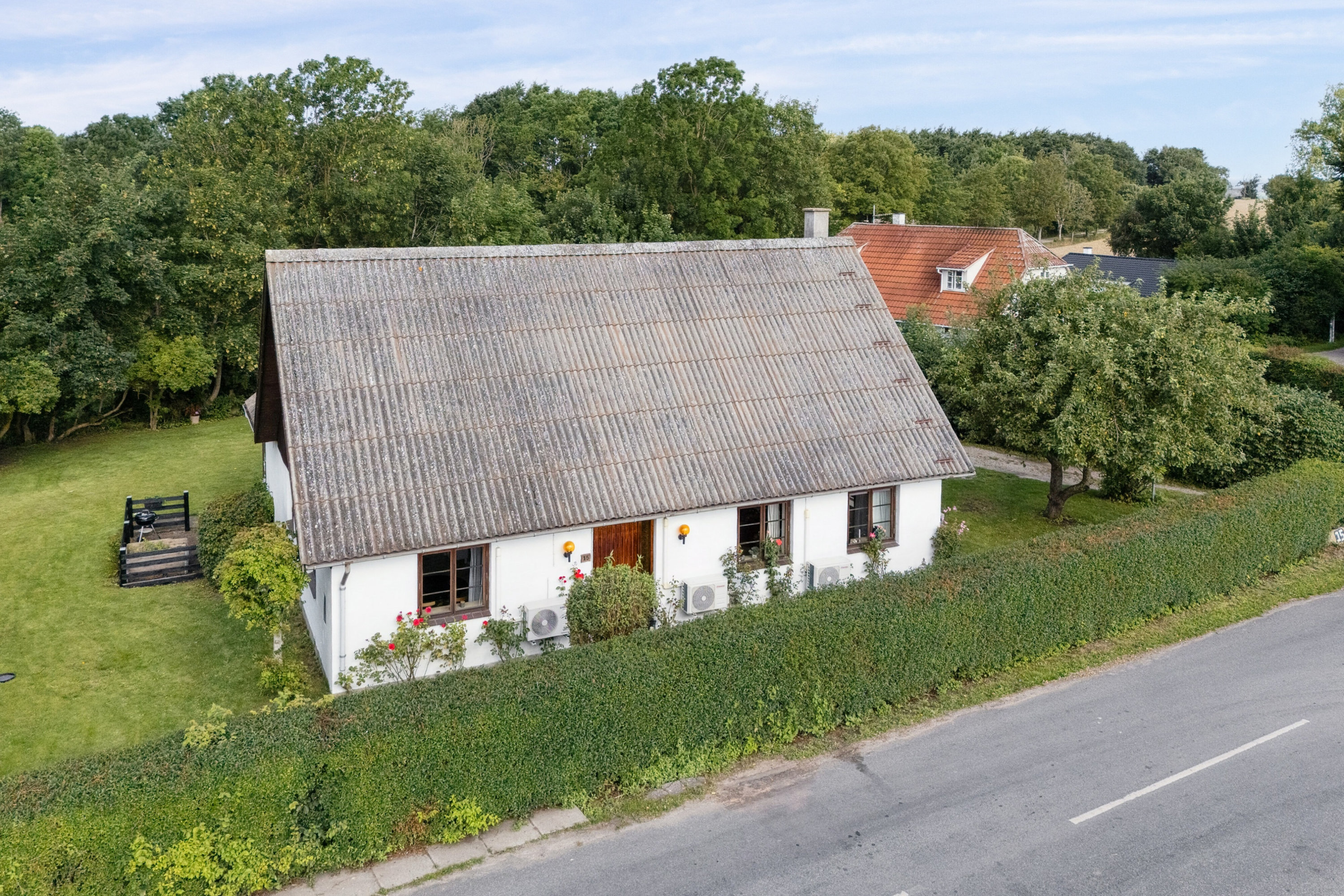 Fremhævet set fra vejen billede i fuldskærmstilstand. Billede af Ågerupvej 15, 4400 Kalundborg