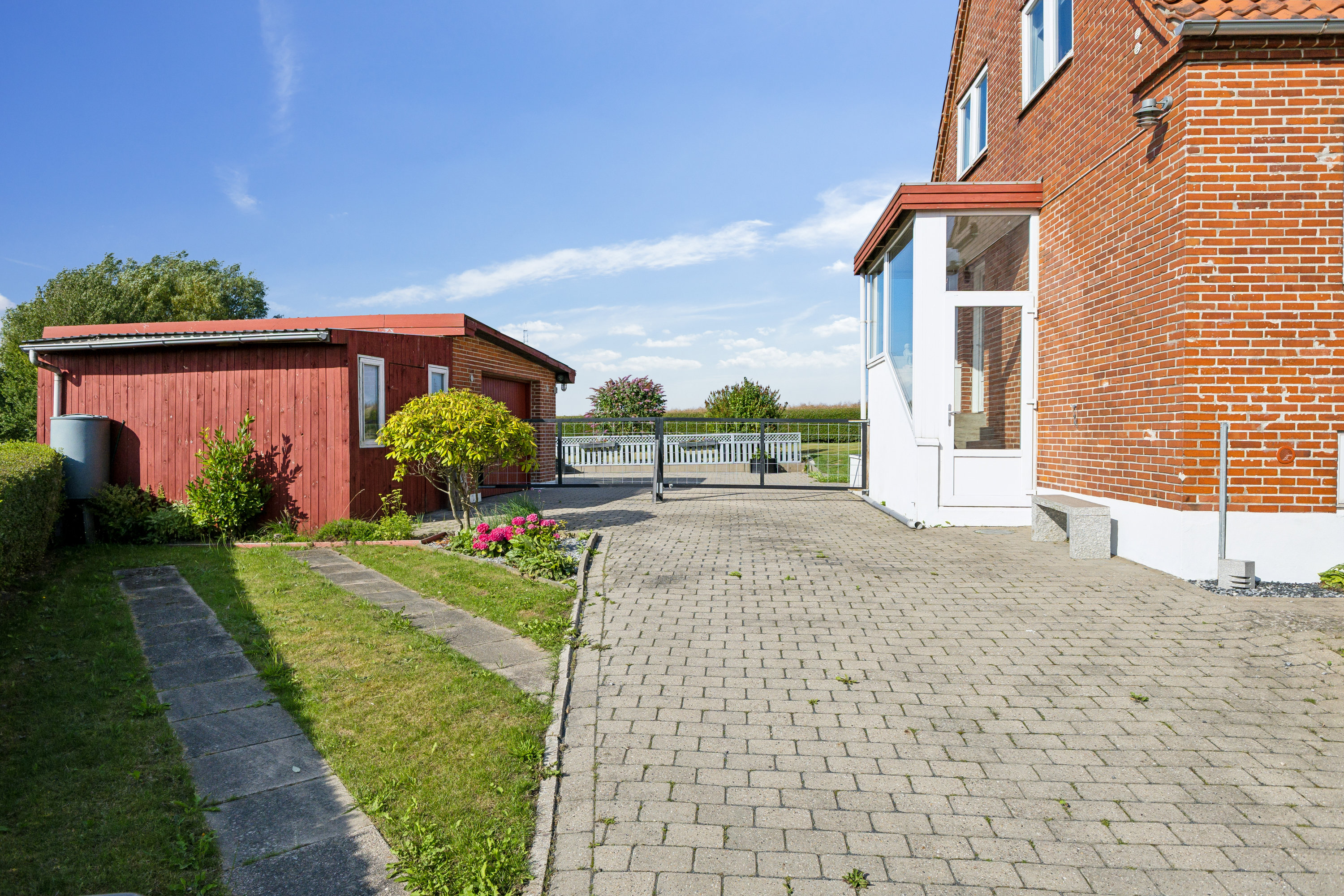 Miniaturebillede 2: ejendom 1. Billede af Aabenraavej 108, Ragebøl, 6400 Sønderborg