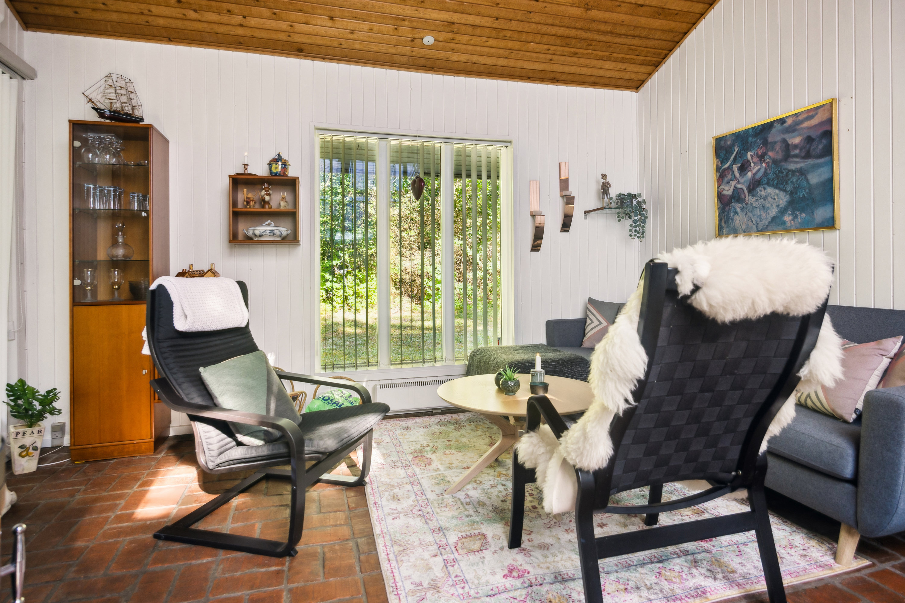 Fremhævet stue billede i fuldskærmstilstand. Billede af Rummelsigen 41, 9340 Asaa