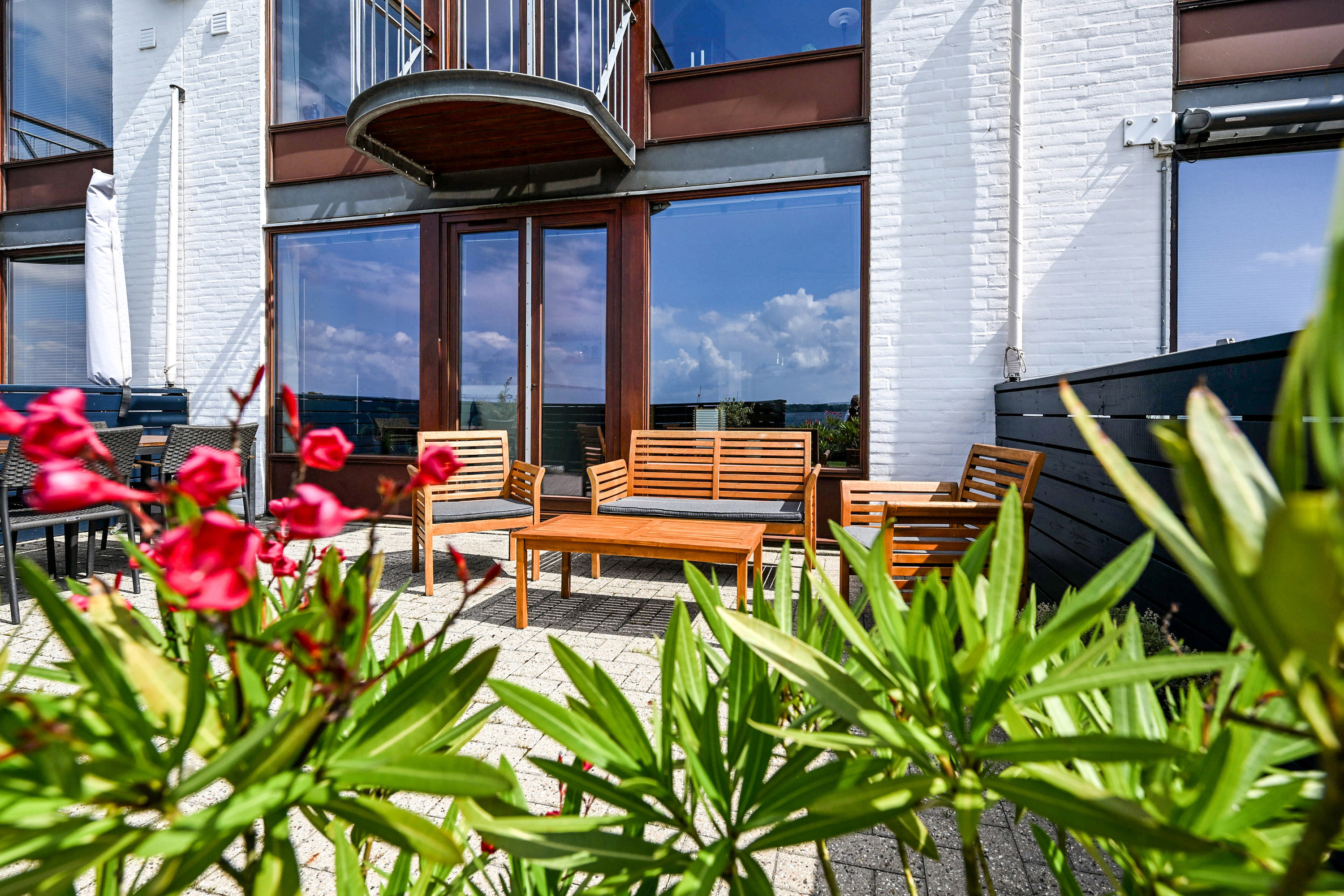 Fremhævet terrasse billede i fuldskærmstilstand. Billede af Ved Fyret 25, Strib, 5500 Middelfart
