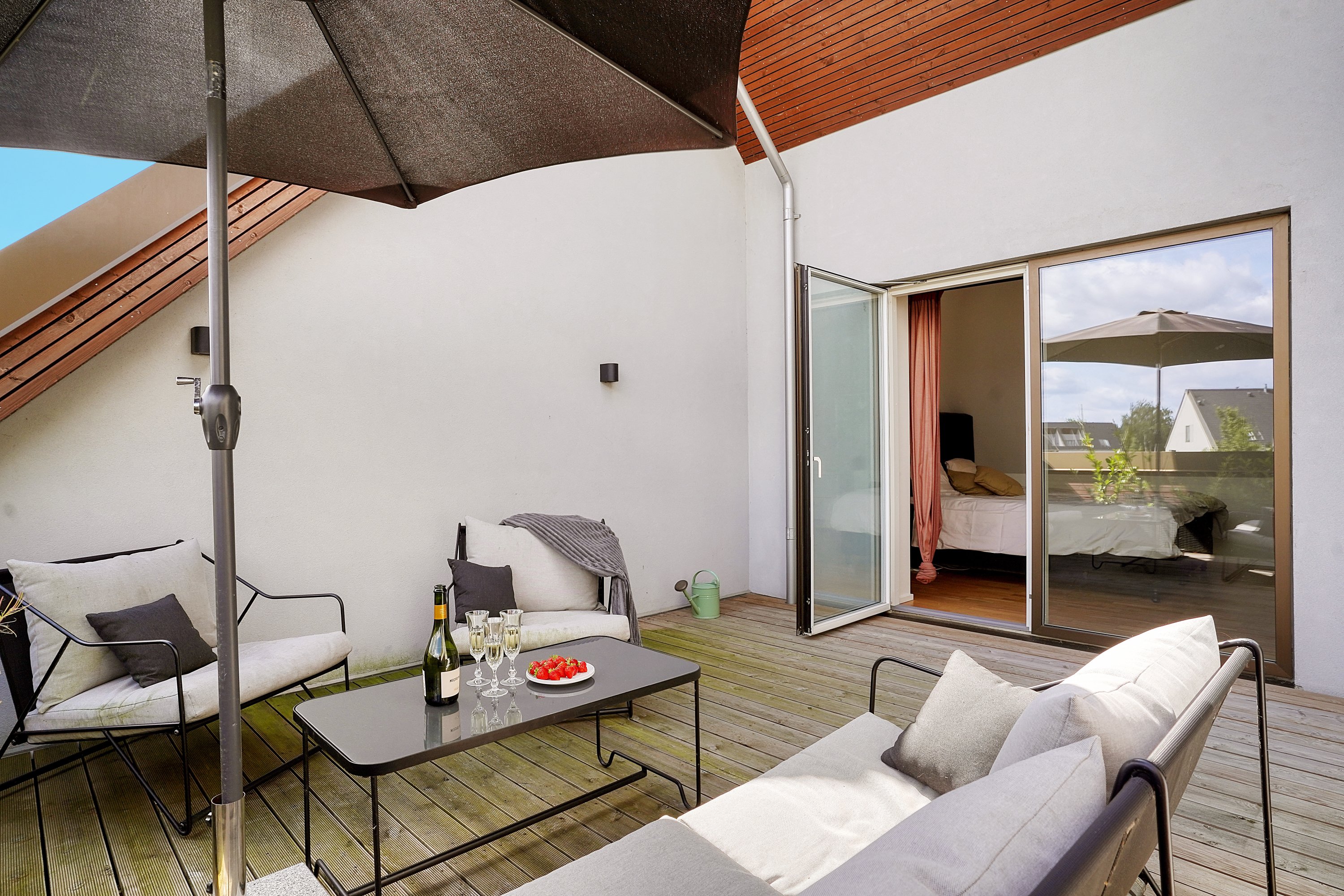 Fremhævet altan billede i fuldskærmstilstand. Billede af Sletten 4, Kirke Værløse, 3500 Værløse