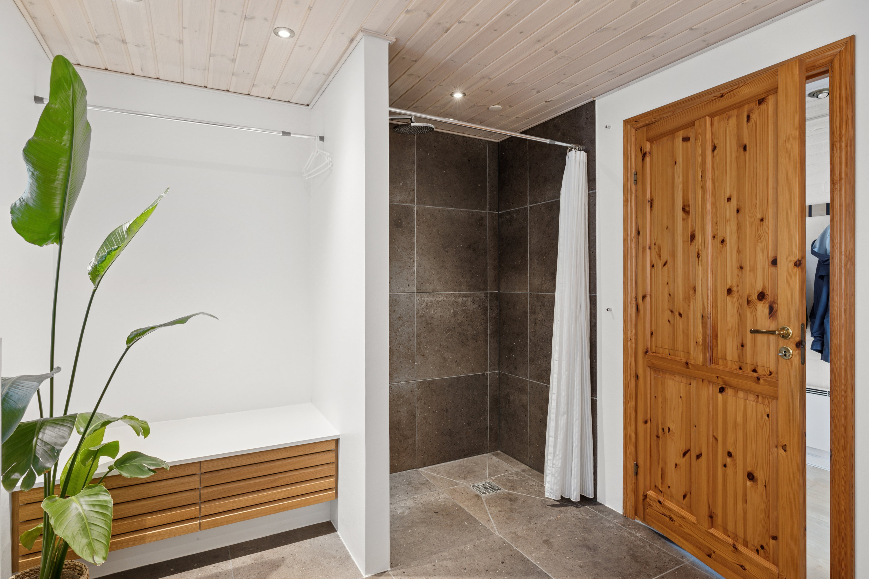 Fremhævet  billede i fuldskærmstilstand. Billede af Kystvejen 173, Egsmark Strand, 8400 Ebeltoft