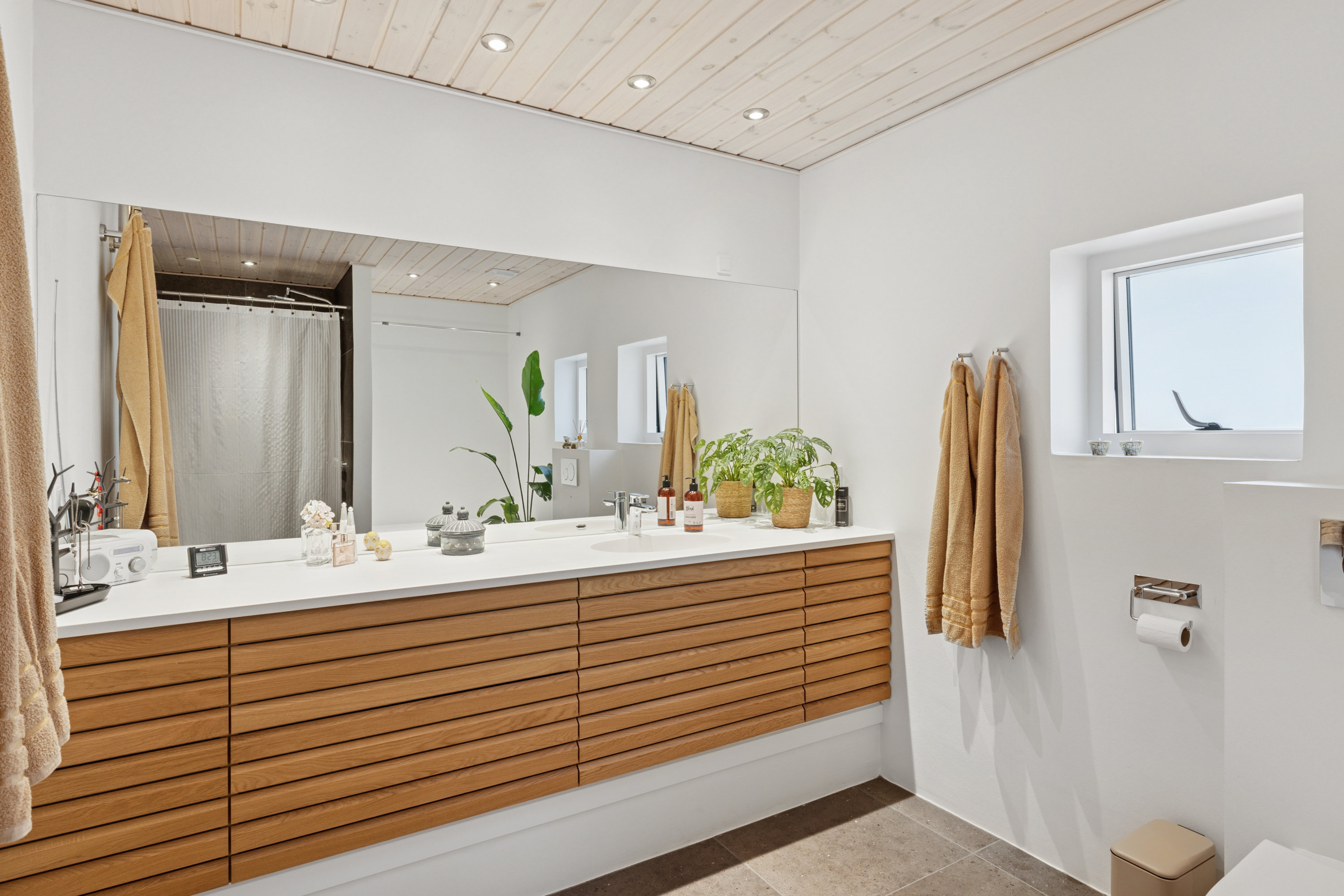 Fremhævet  billede i fuldskærmstilstand. Billede af Kystvejen 173, Egsmark Strand, 8400 Ebeltoft