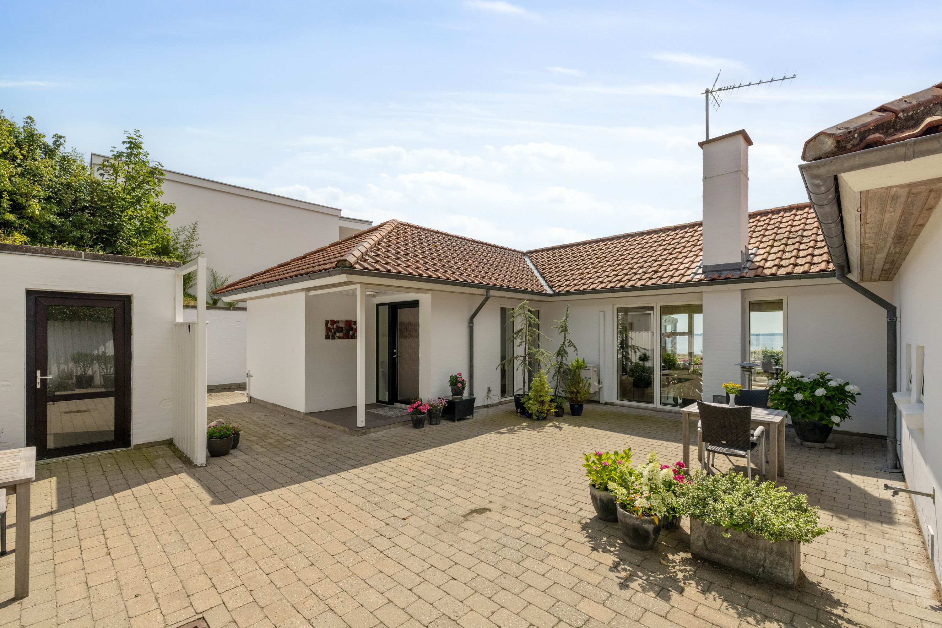 Fremhævet  billede i fuldskærmstilstand. Billede af Kystvejen 173, Egsmark Strand, 8400 Ebeltoft