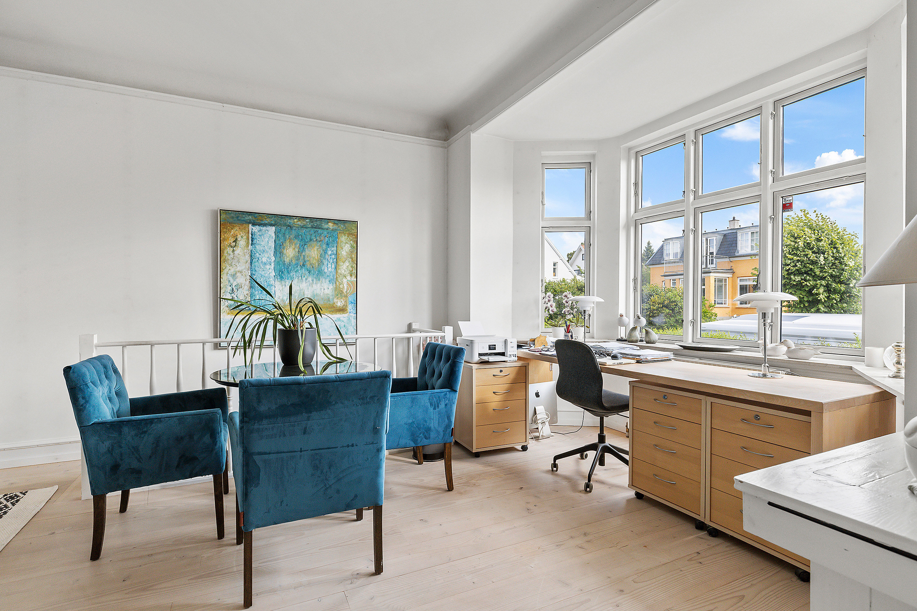 Fremhævet stue billede i fuldskærmstilstand. Billede af Mantziusvej 12B, 2900 Hellerup