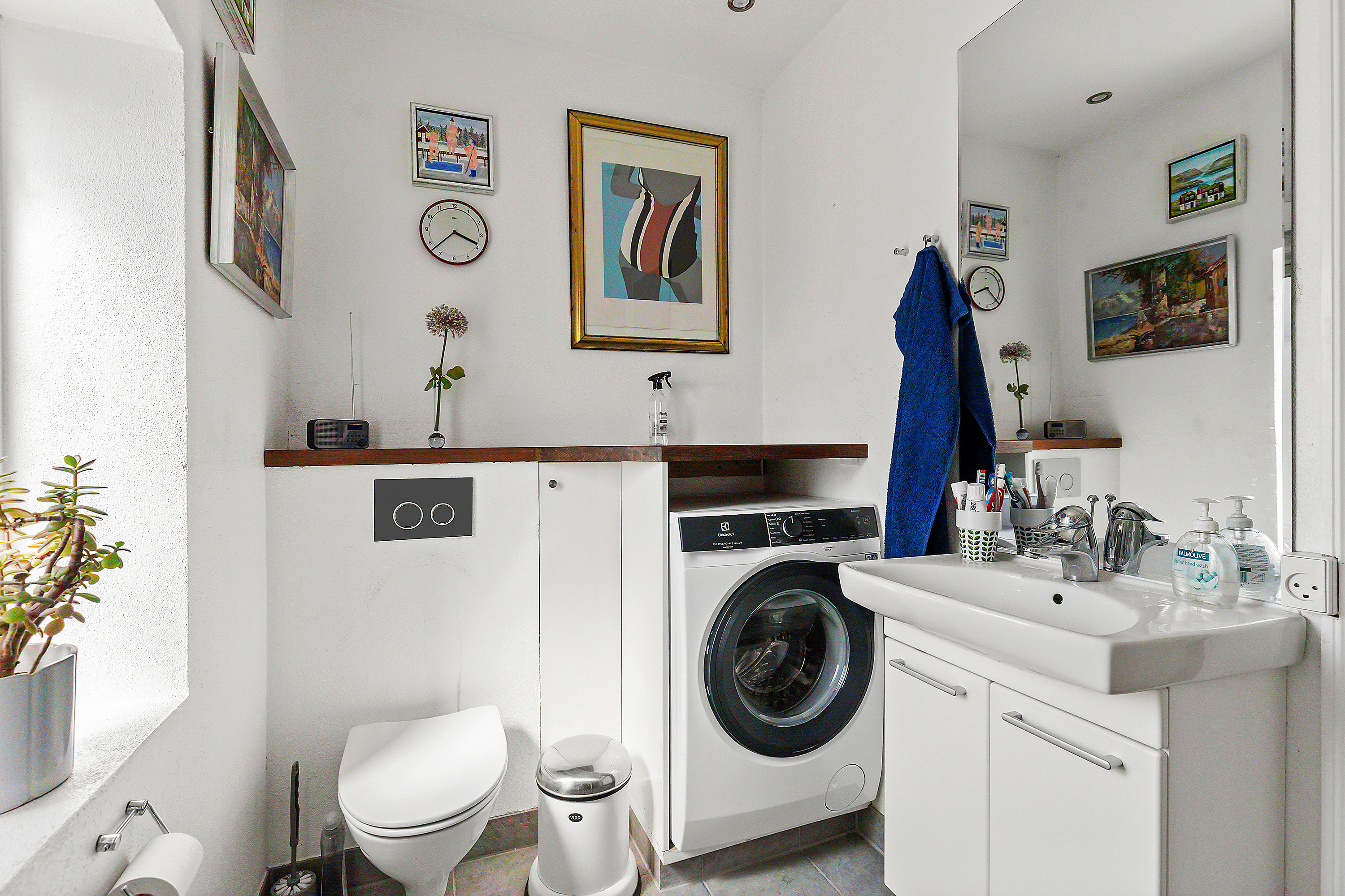 Fremhævet badeværelse billede i fuldskærmstilstand. Billede af Mantziusvej 12B, 2900 Hellerup