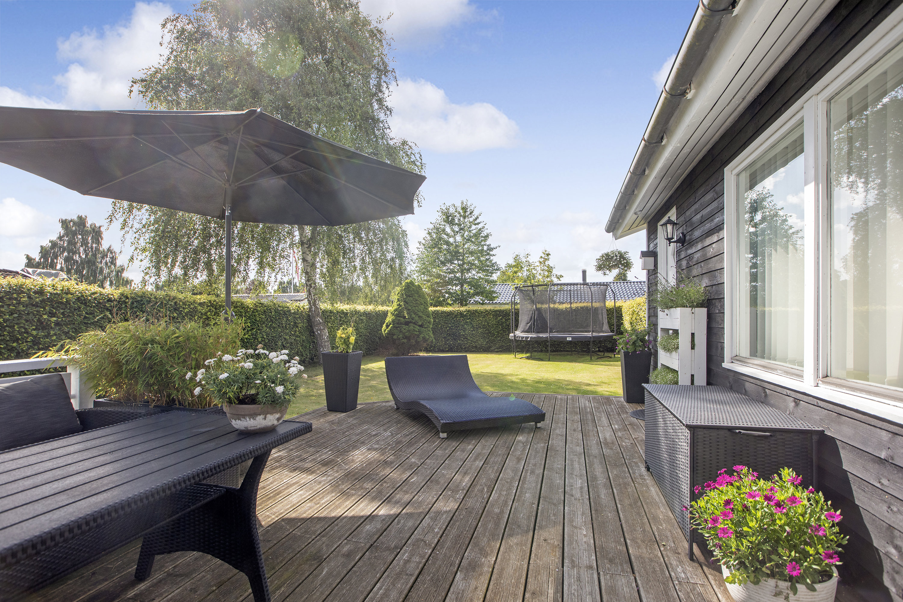 Miniaturebillede 1: terrasse. Billede af Gefionvej 24, 2740 Skovlunde